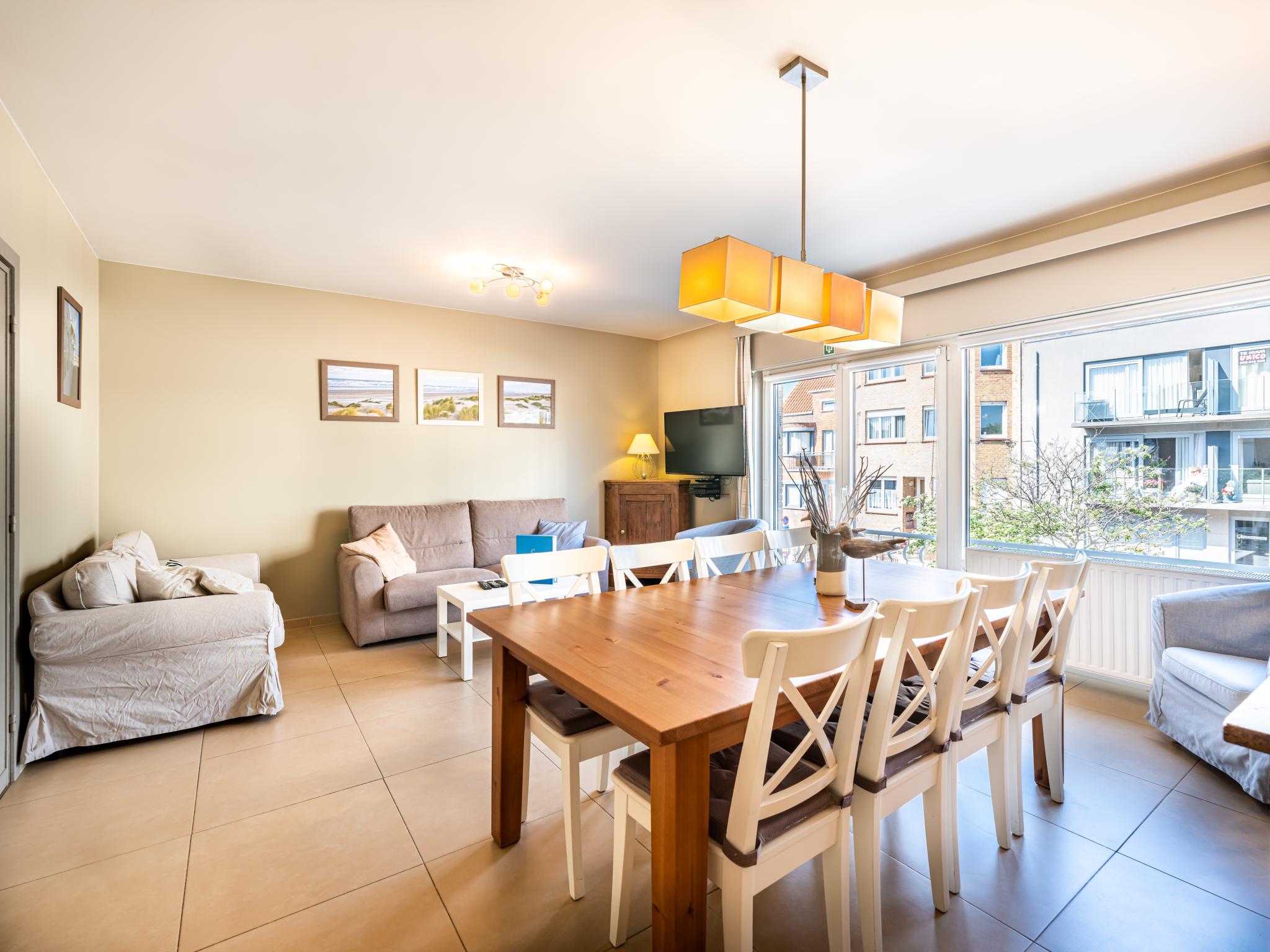 Bedroom with comfortable beds at Argenteuil eerste in Koksijde