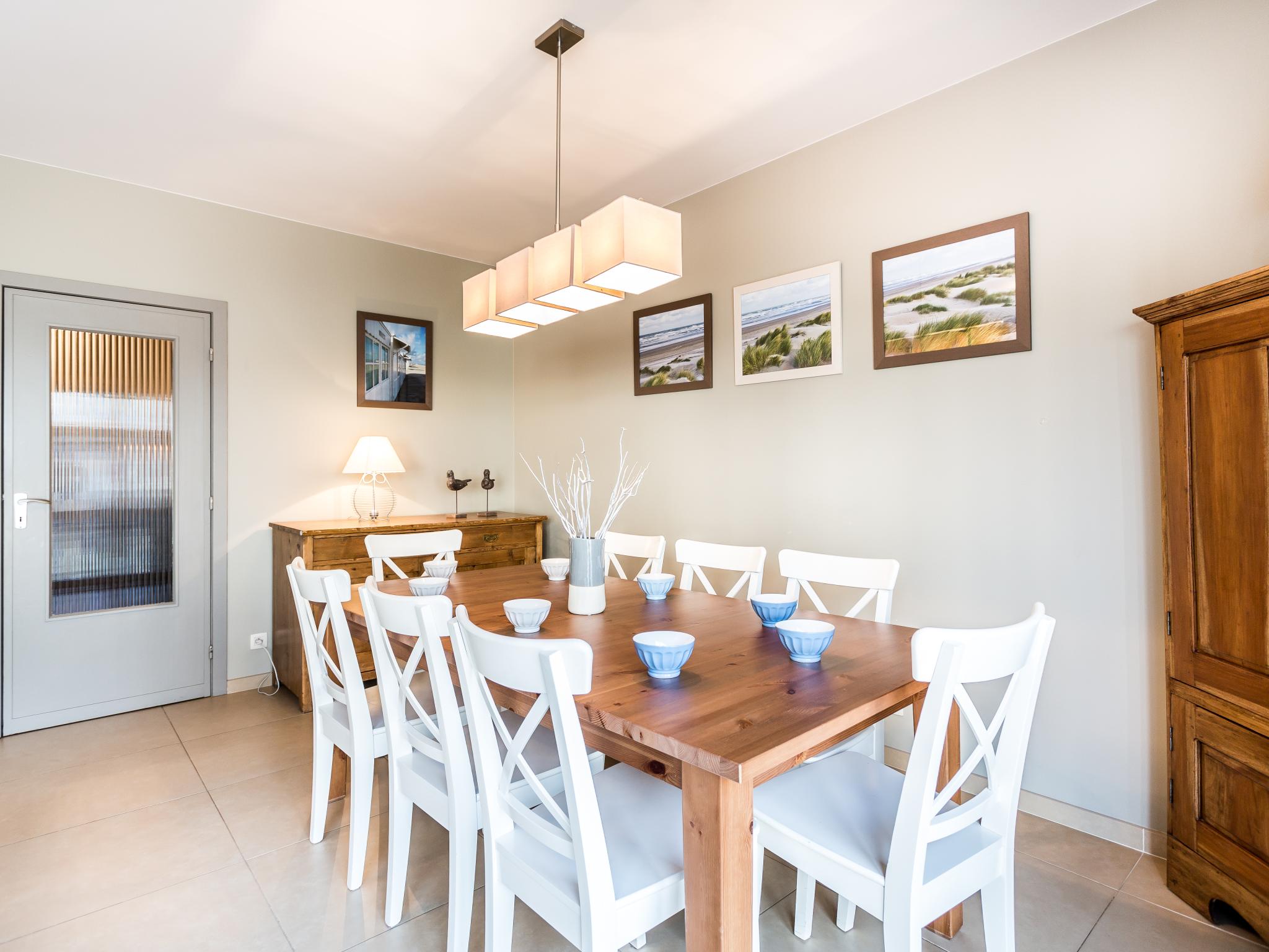 Swimming pool area at Argenteuil eerste in Koksijde