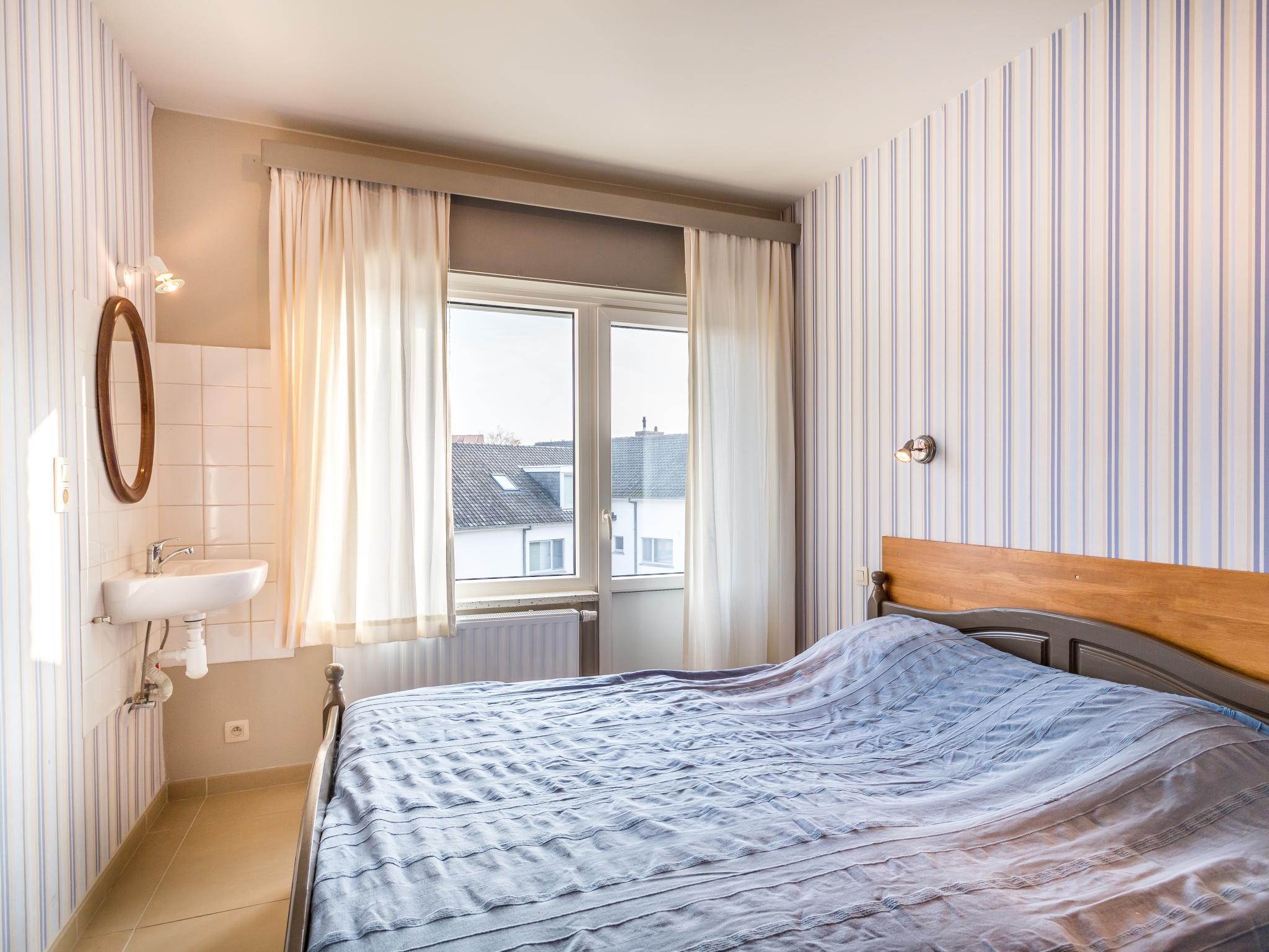 Modern kitchen at Argenteuil eerste in Koksijde