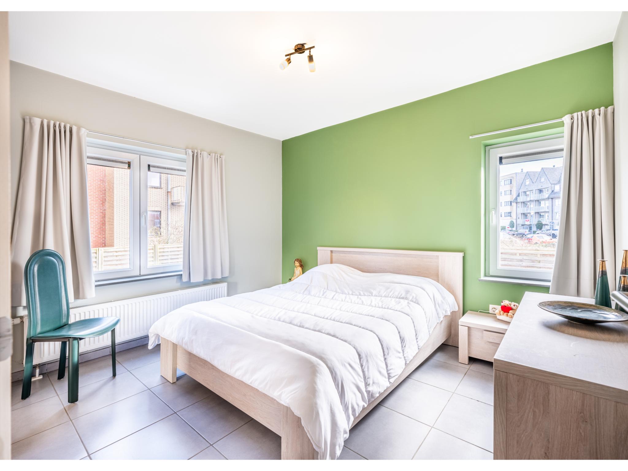 Bathroom facilities at Les Trois Moineaux in Koksijde