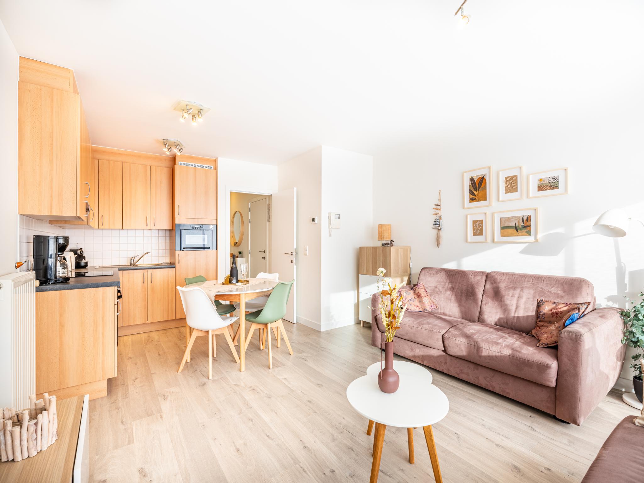 Modern kitchen at Gaston Lejeune tweede in Koksijde