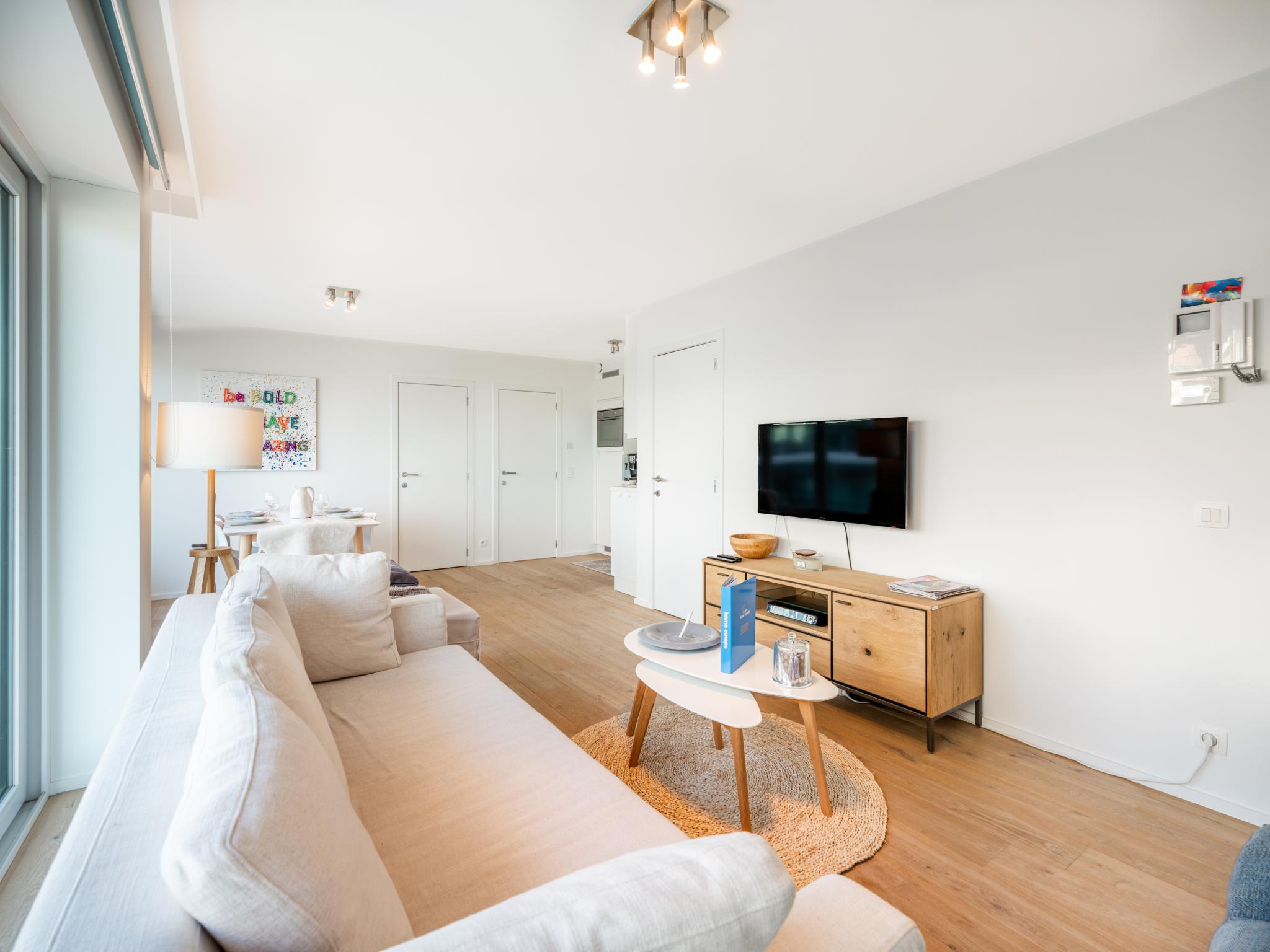 Swimming pool area at De Dijk derde in Koksijde