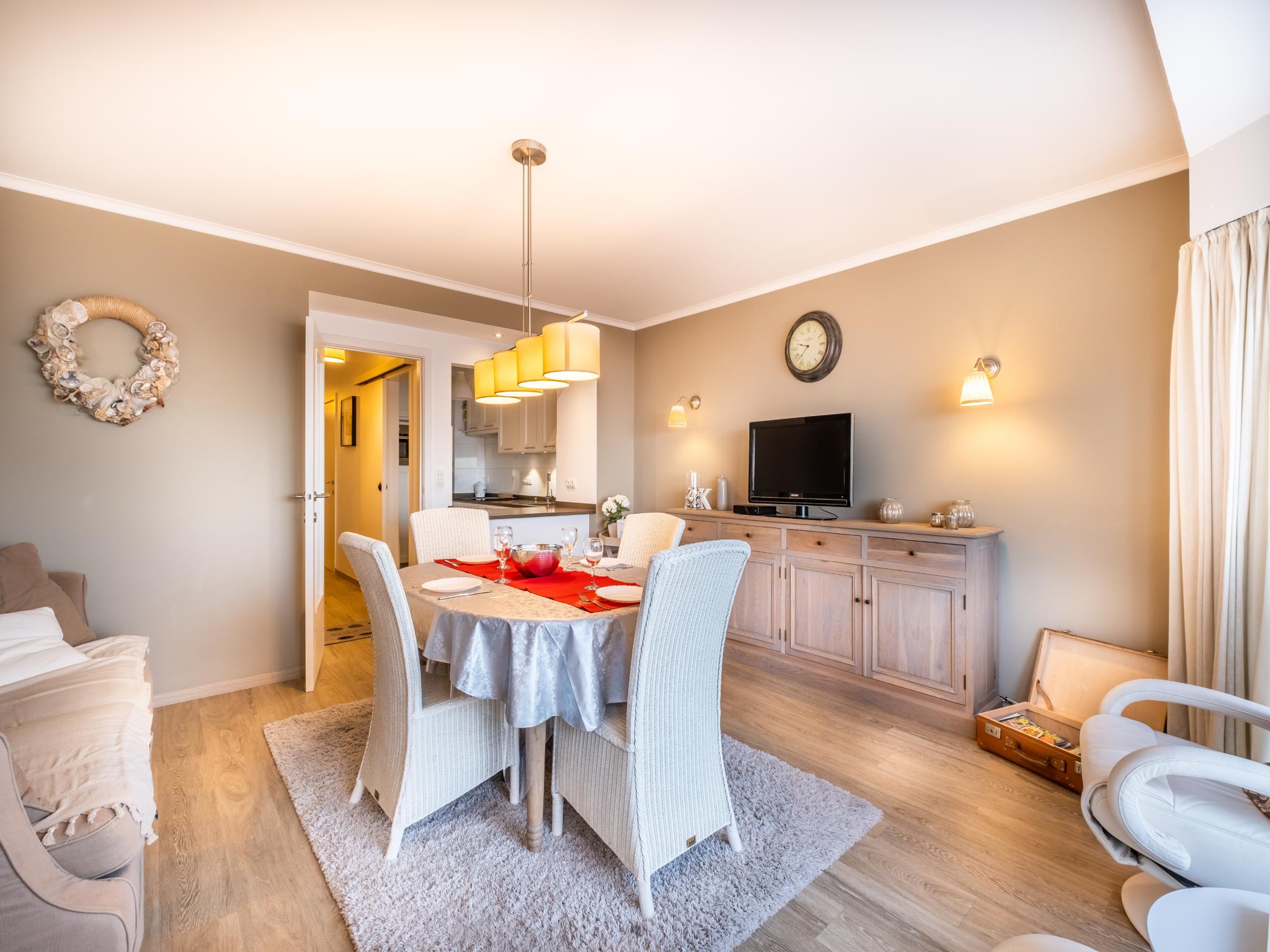 Outdoor terrace and views at De Golven tweede in Koksijde