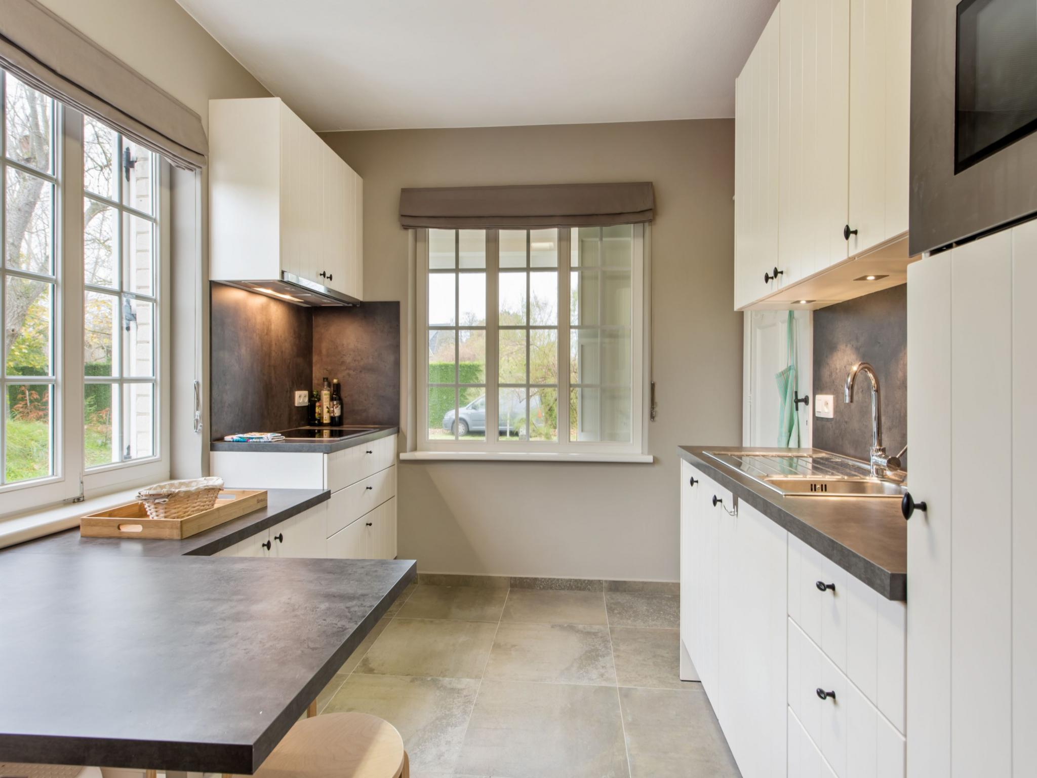 Modern kitchen at Le Cozy in Koksijde