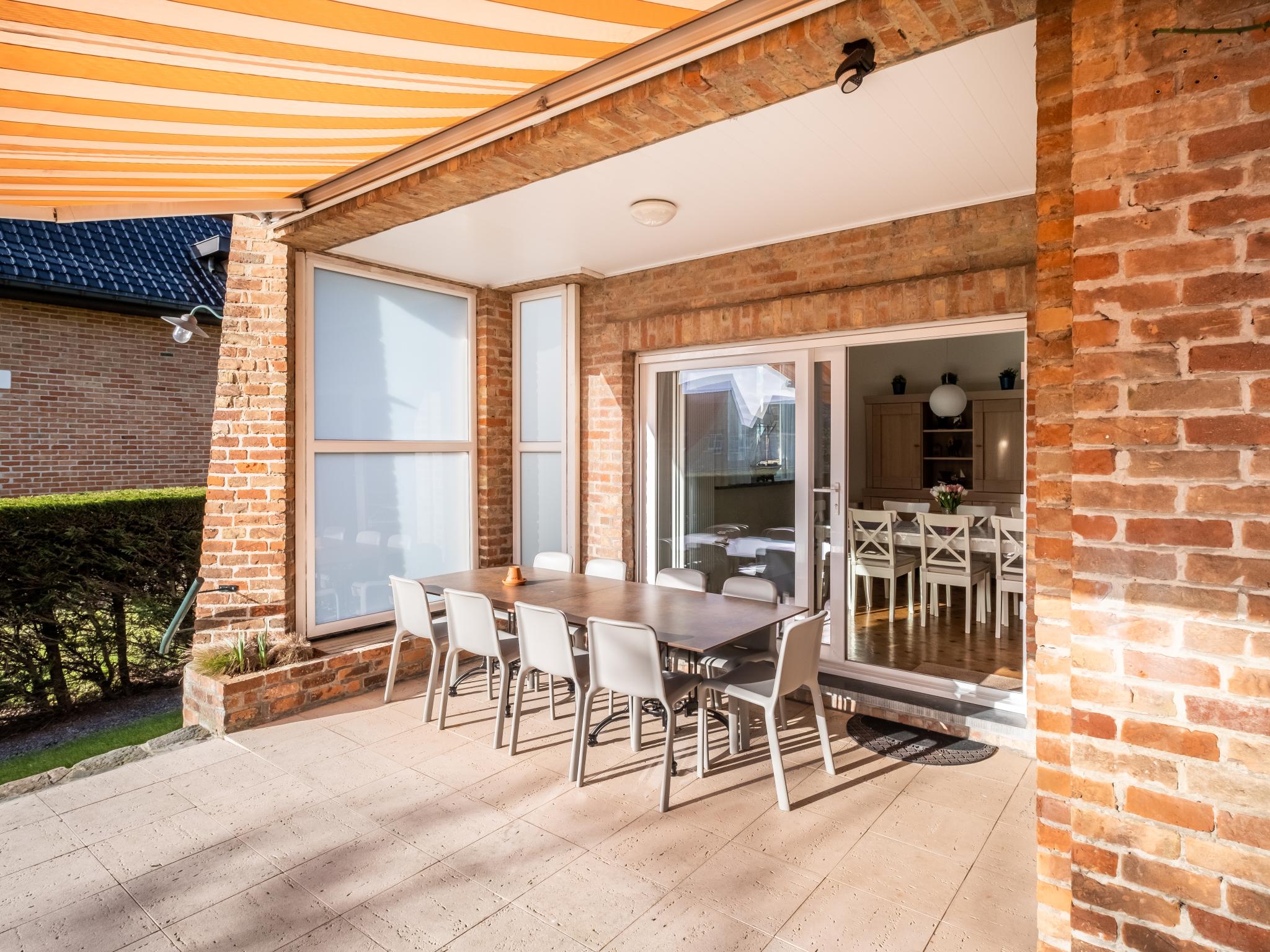 Outdoor terrace and views at Porpoises in Koksijde