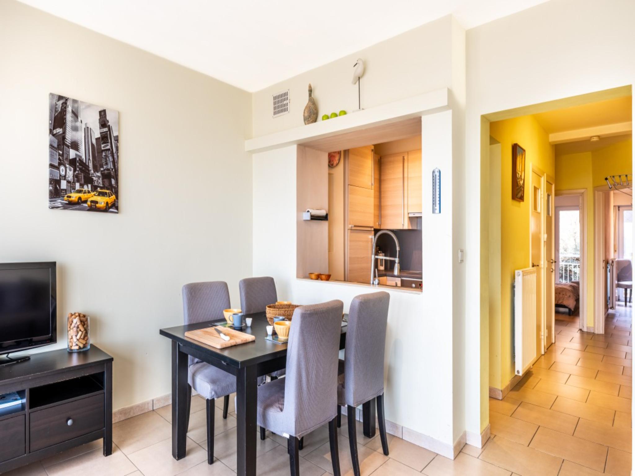 Modern kitchen at Vitelli eerste in Koksijde