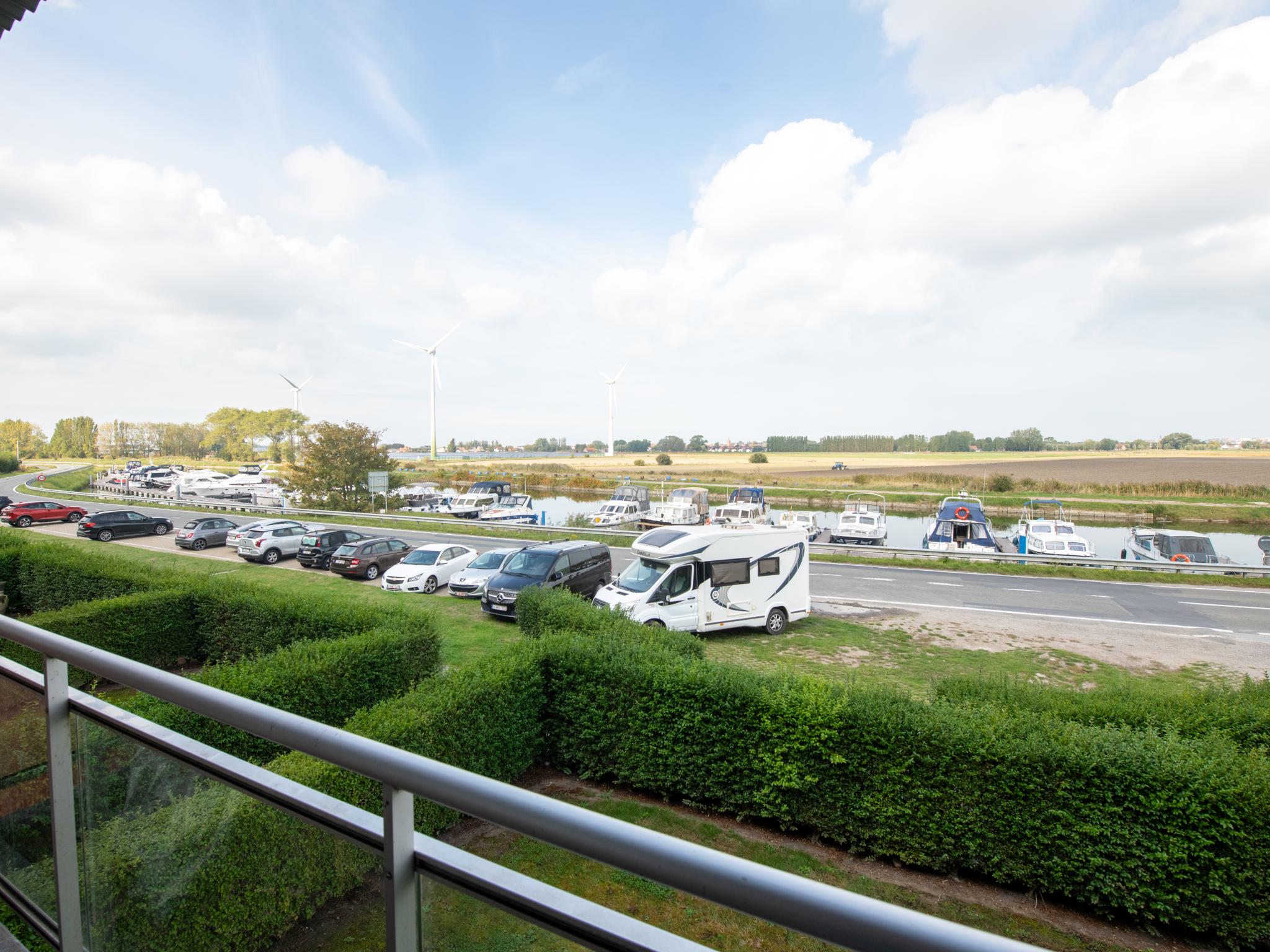 Bedroom with comfortable beds at Nieuwendamme 40C in Nieuwpoort