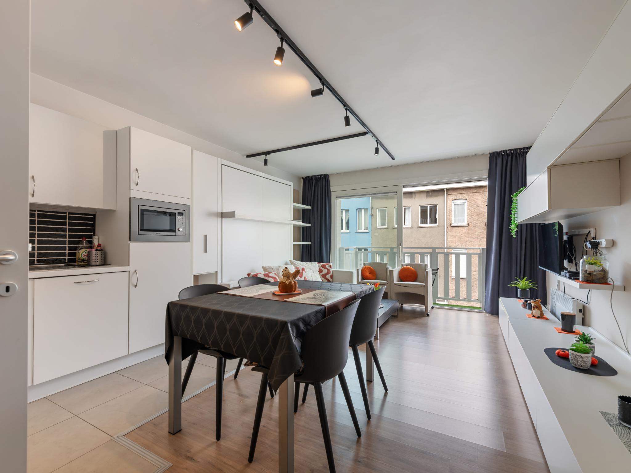 Modern kitchen at Tranquil à Deux in De Panne