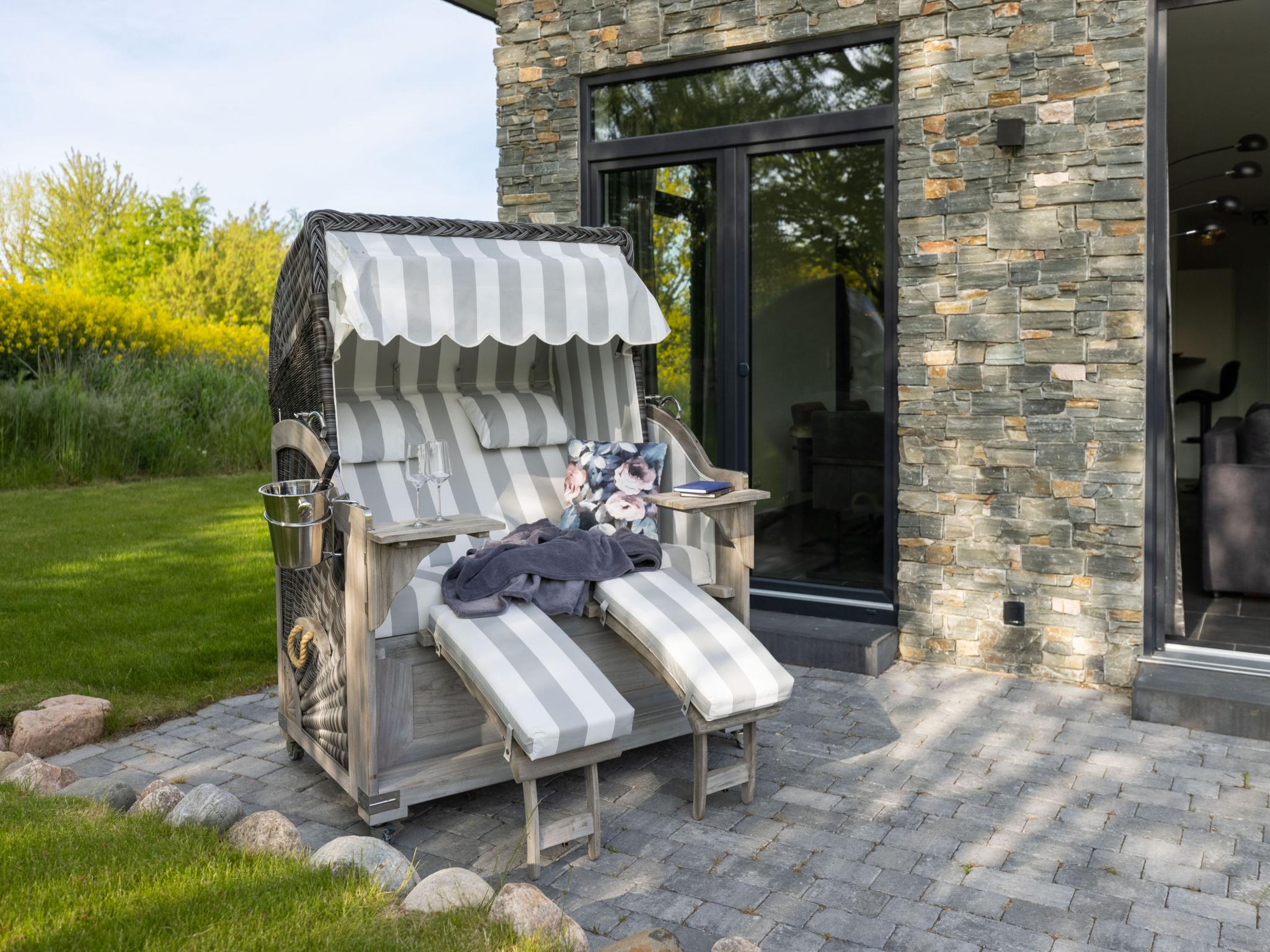 Bedroom with comfortable beds at Condor in Wohlenhagen