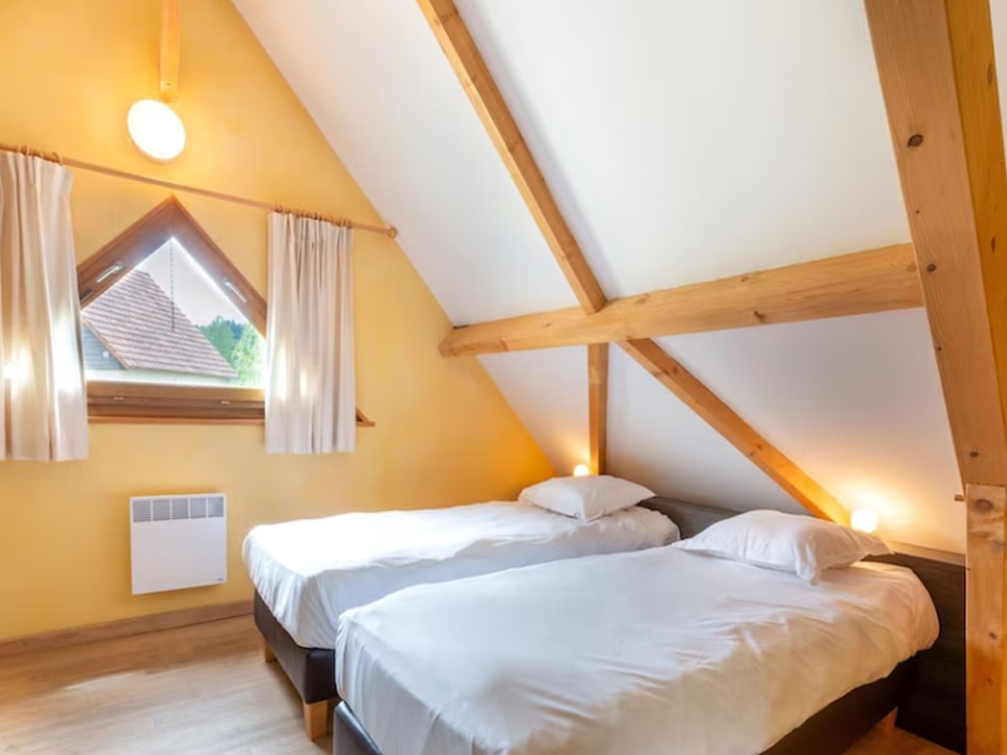 Modern kitchen at Lac Bleu nr 14 in Lacapelle Marival