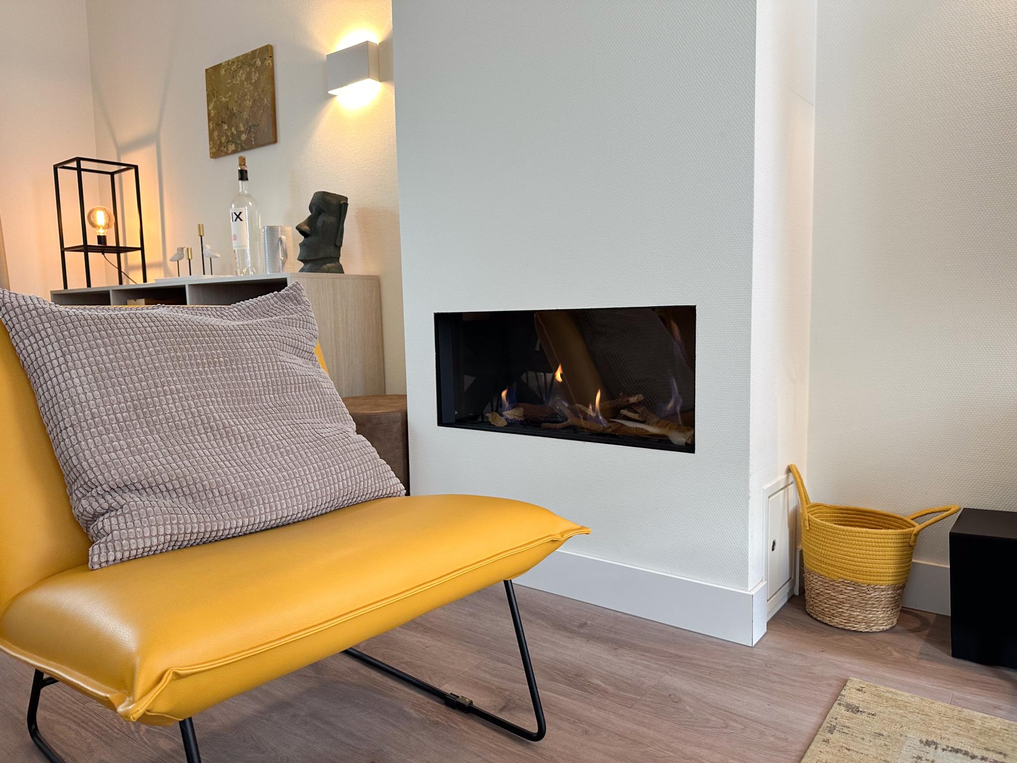 Modern kitchen at Happy Beach 50 in Colijnsplaat