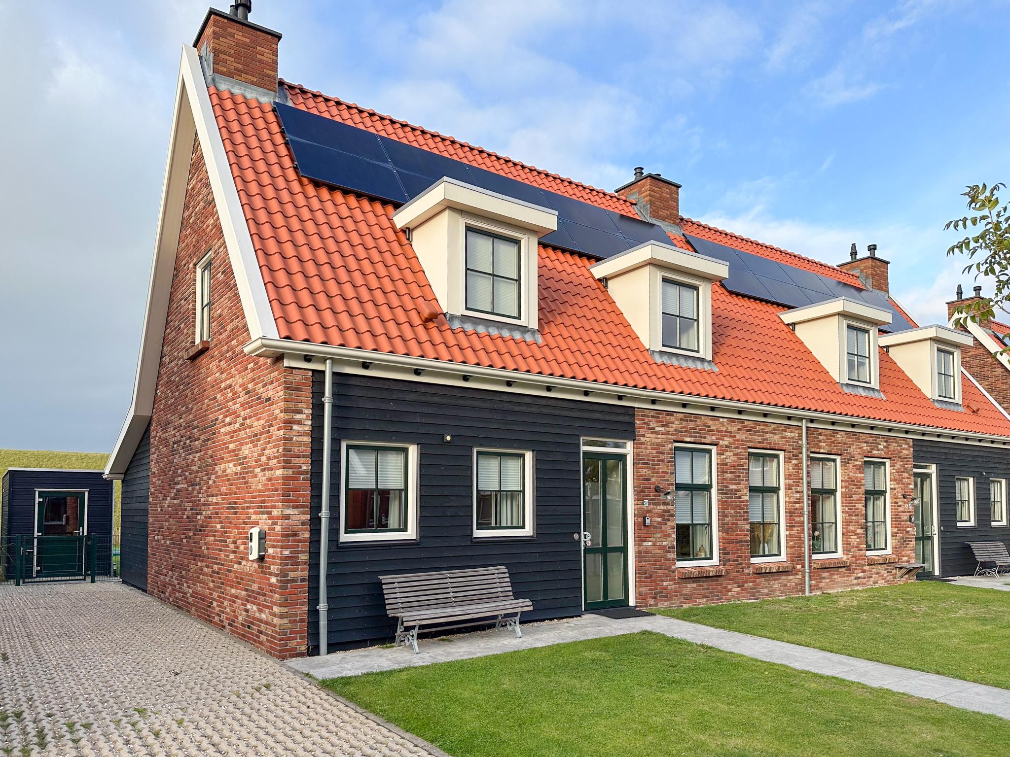 Living area at Happy Beach 50 in Colijnsplaat