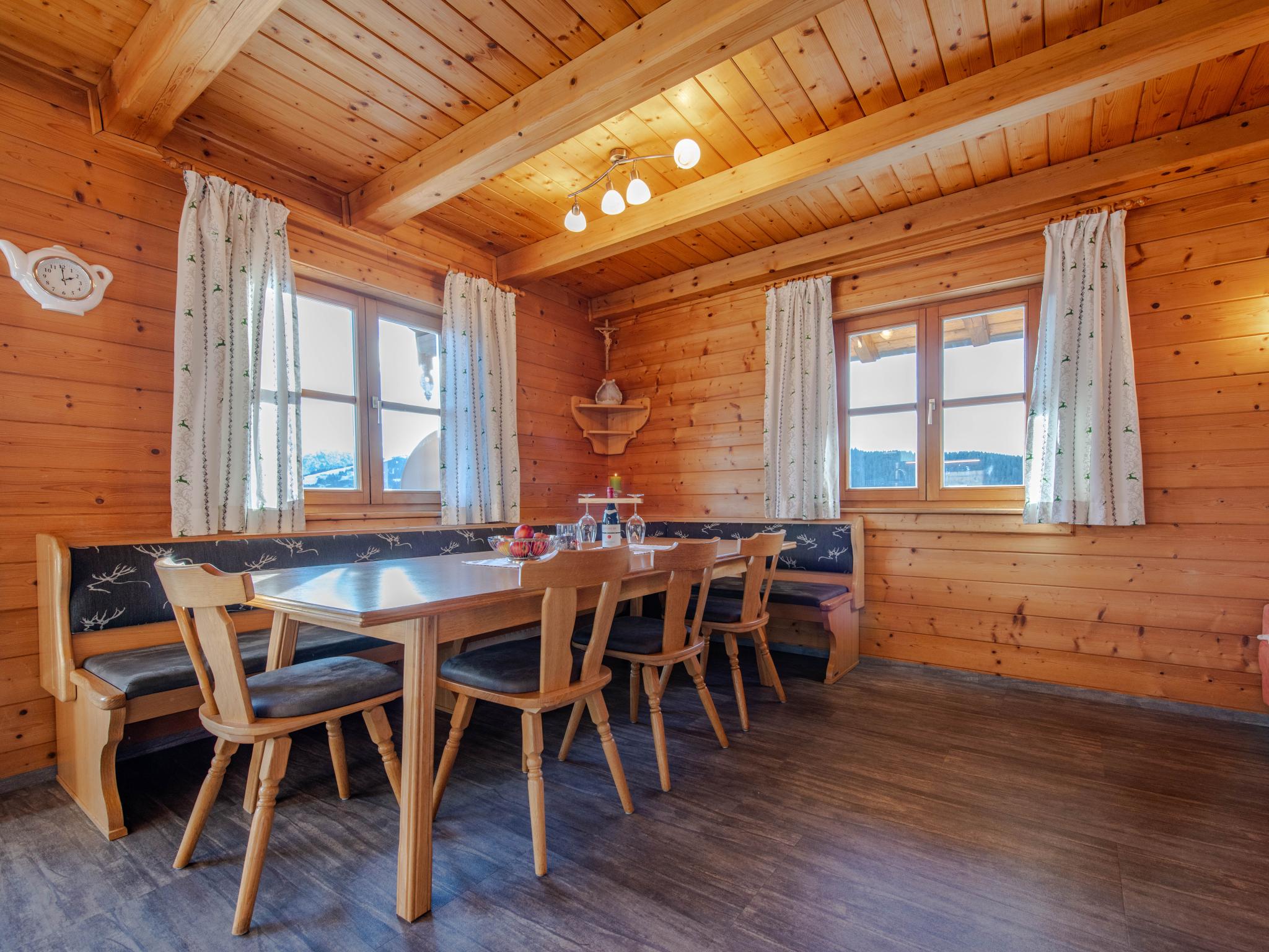 Modern kitchen at Hühneregg in Wagrain