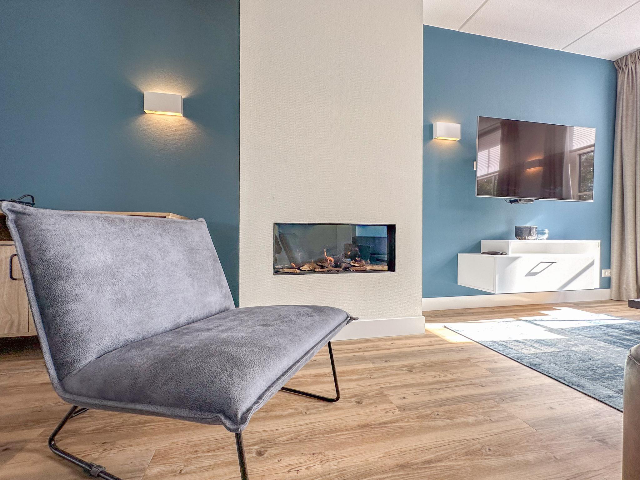 Modern kitchen at Dune Deluxe 77 in Colijnsplaat