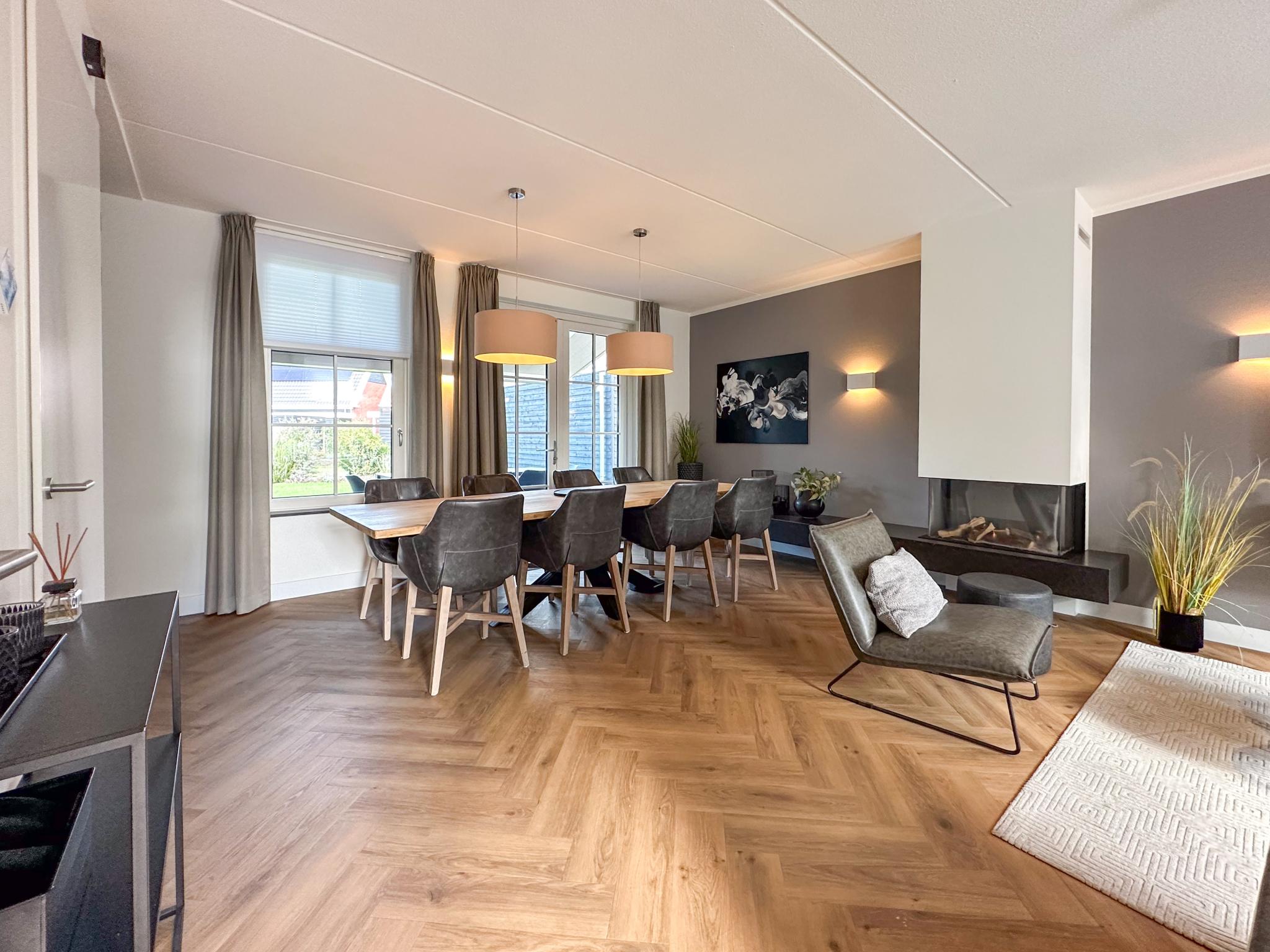 Swimming pool area at Dune Deluxe 81 in Colijnsplaat