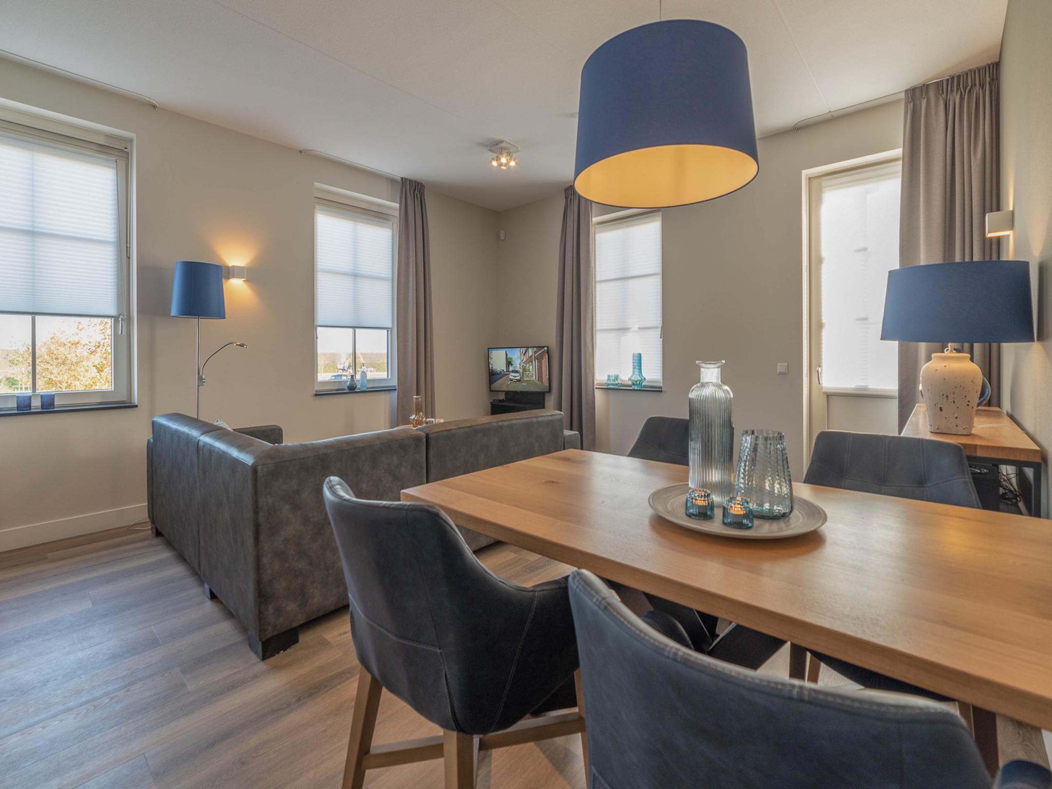 Bathroom facilities at SeaLuxe Suite 27D in Colijnsplaat