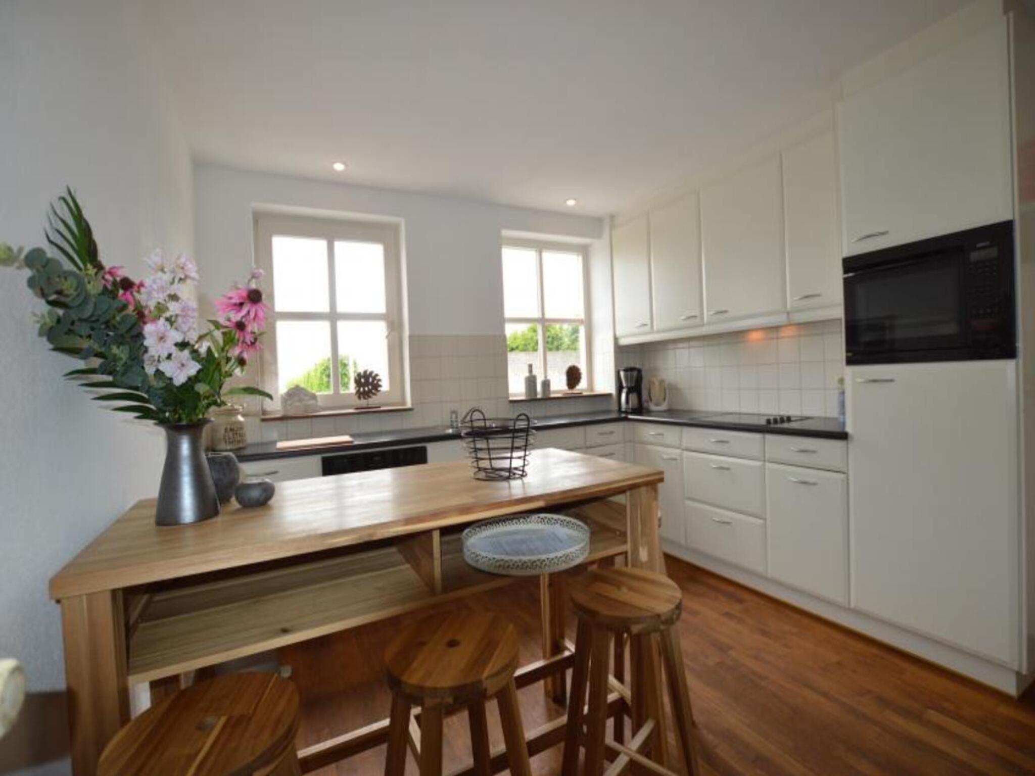 Bedroom with comfortable beds at De Open Schuur in Elsendorp