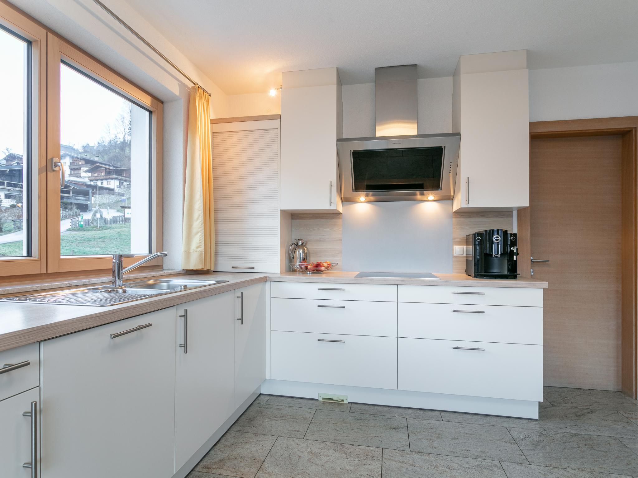 Bathroom facilities at Schiestl in Ramsau im Zillertal