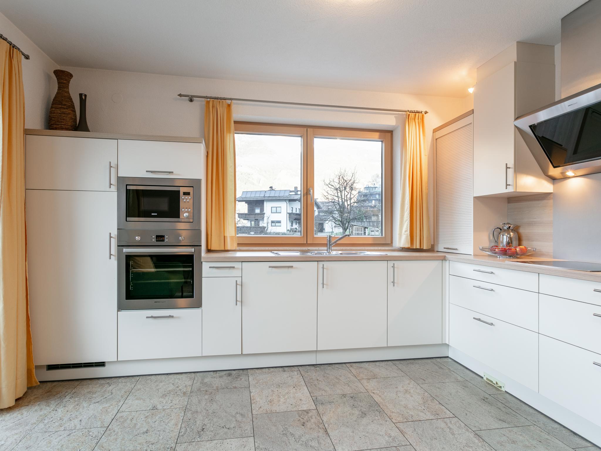 Modern kitchen at Schiestl in Ramsau im Zillertal