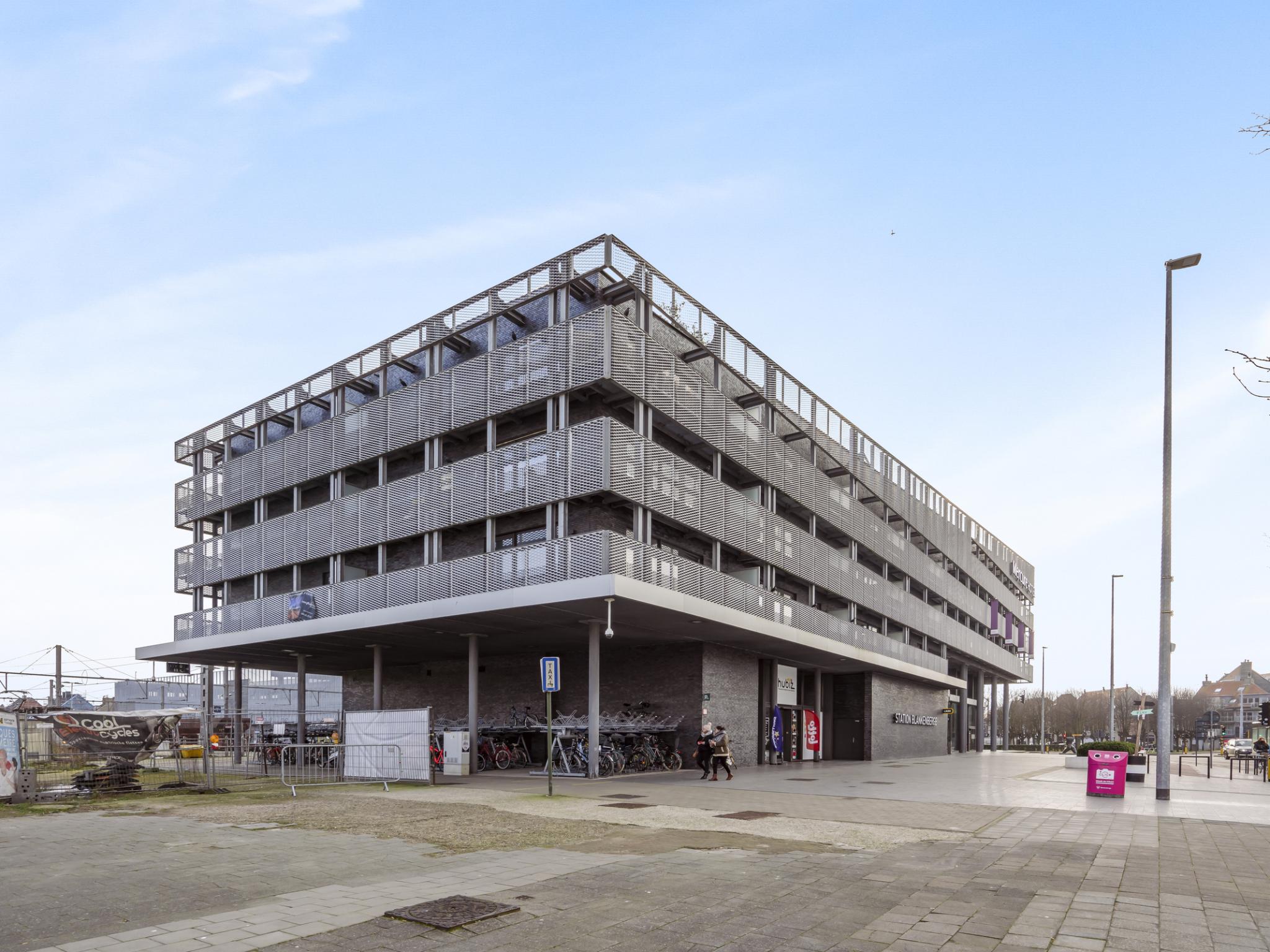 Outdoor terrace and views at B City Complex - 0209 in Blankenberge
