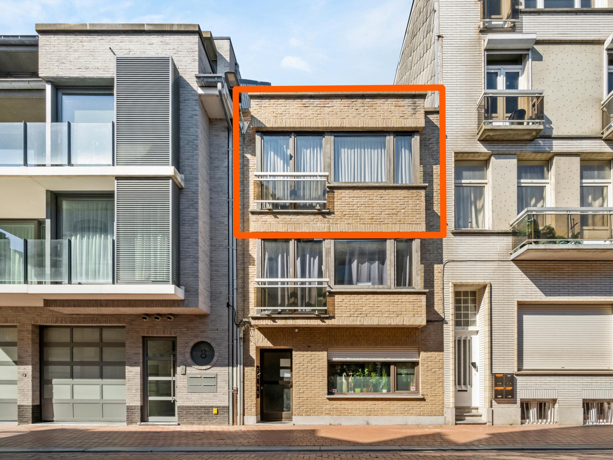 Bathroom facilities at Nieuwstraat 10 - V2 in Blankenberge