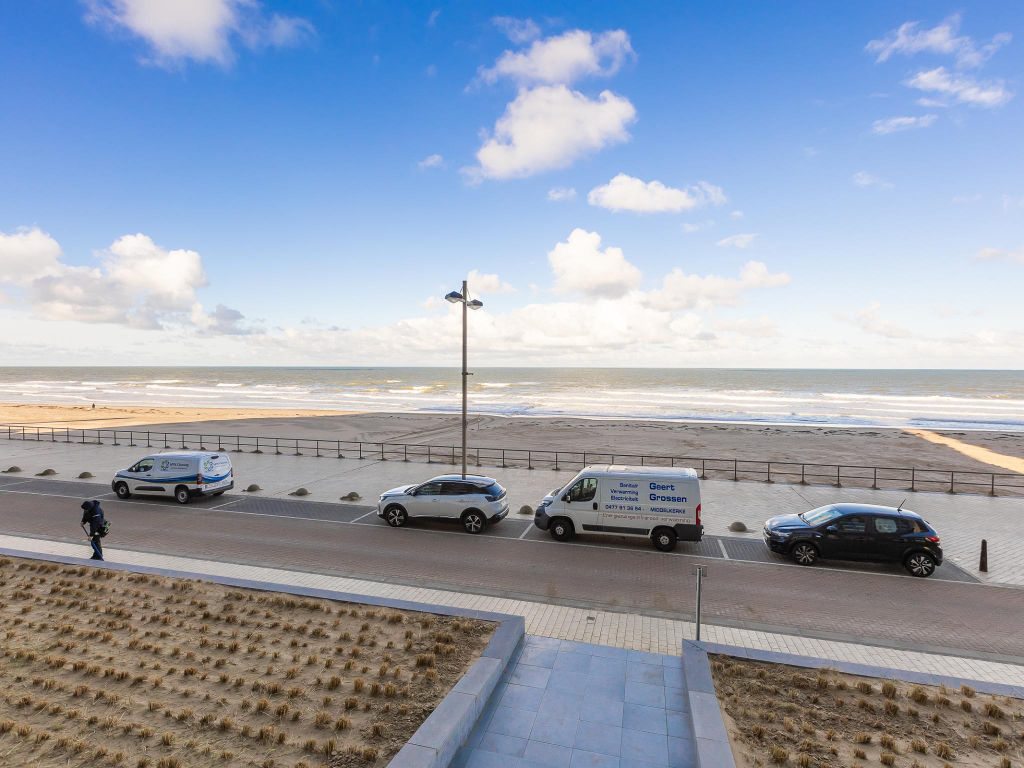Modern kitchen at De Rede 1 - 0101 + parking 18 in Middelkerke