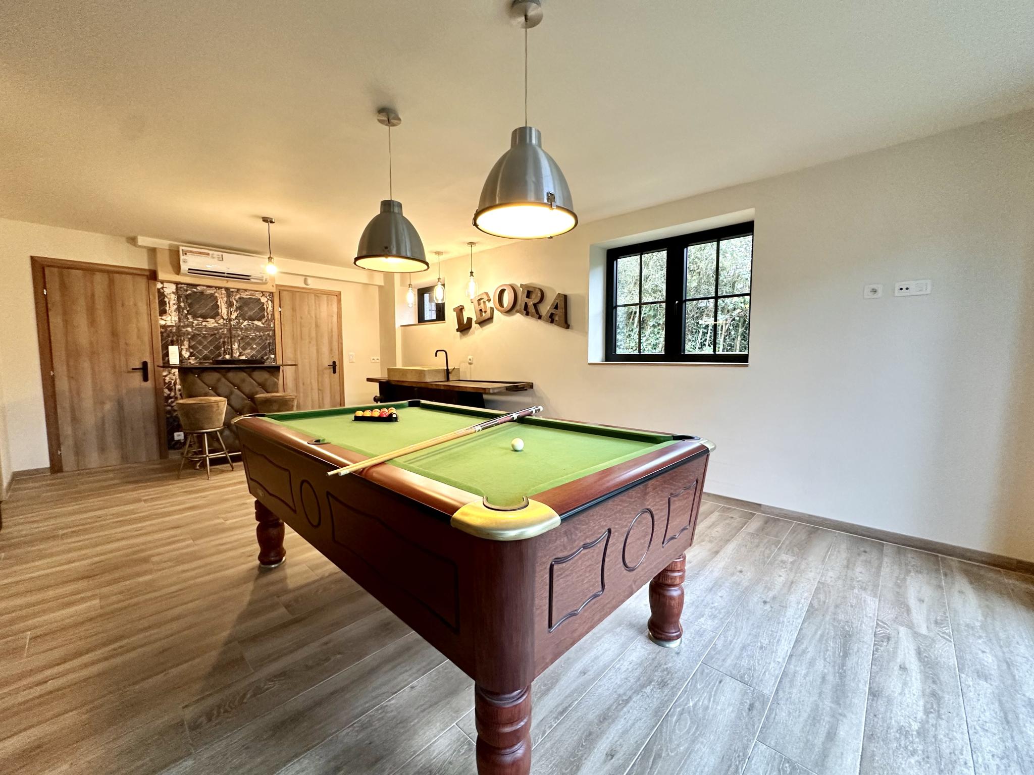 Bathroom facilities at Léoras Cocoon in Membre