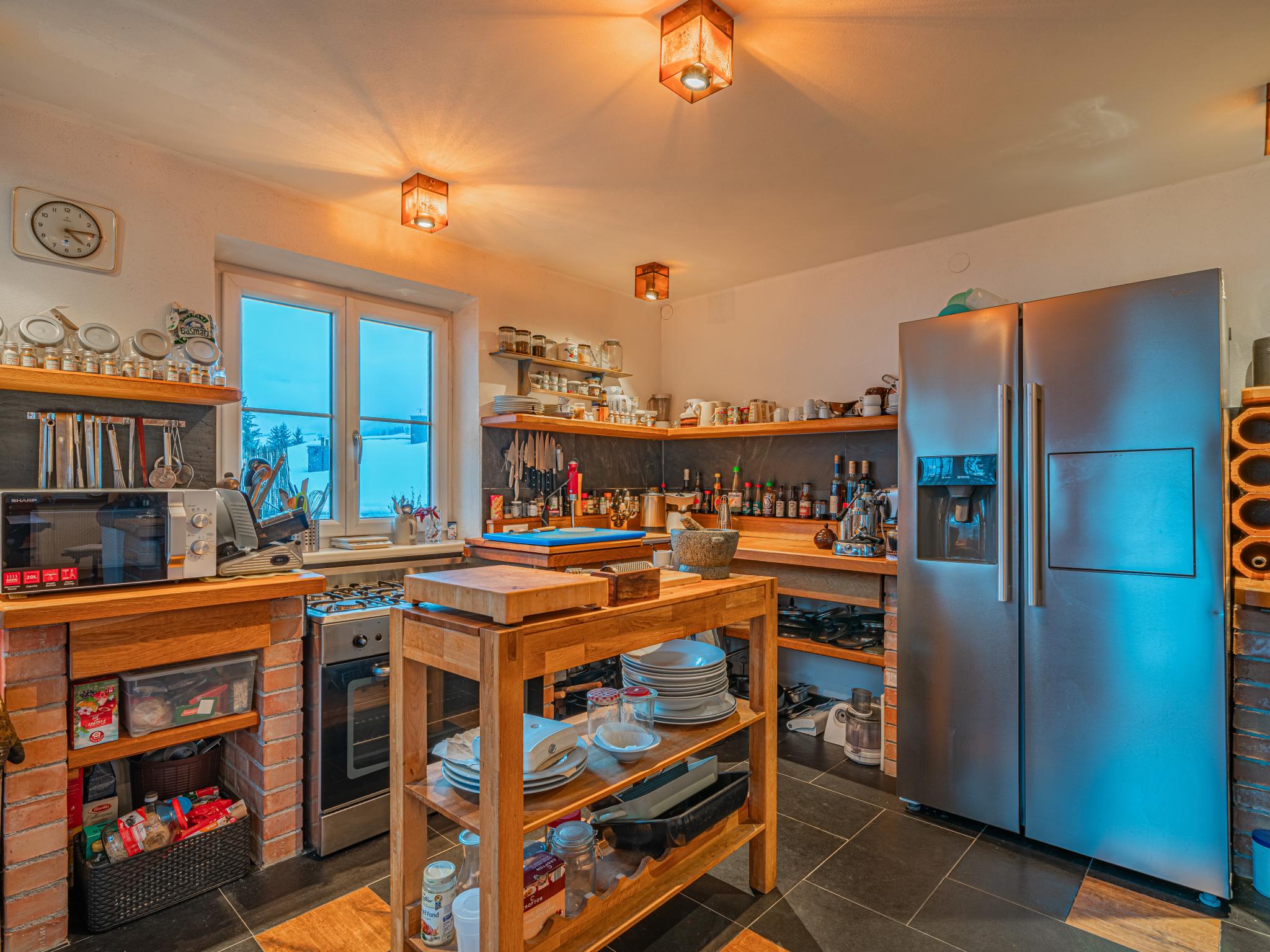 Modern kitchen at Haus David in Kirchberg in Tirol
