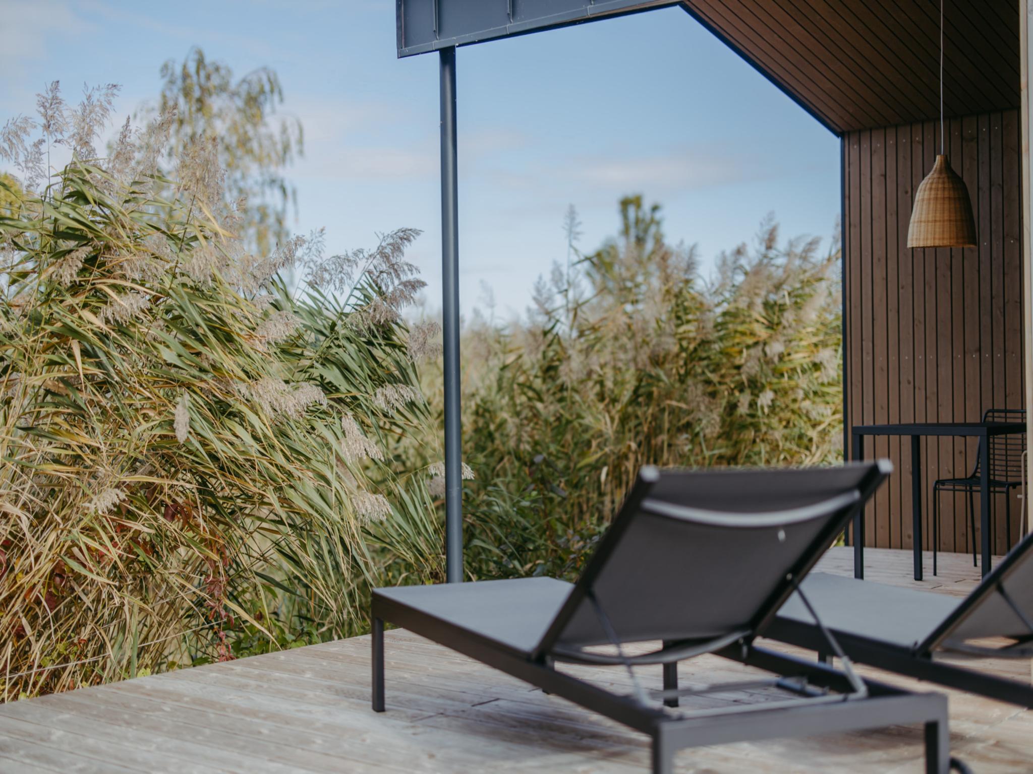 Bathroom facilities at Guesthouse Spa Leithagebirge in Breitenbrunn (AT)