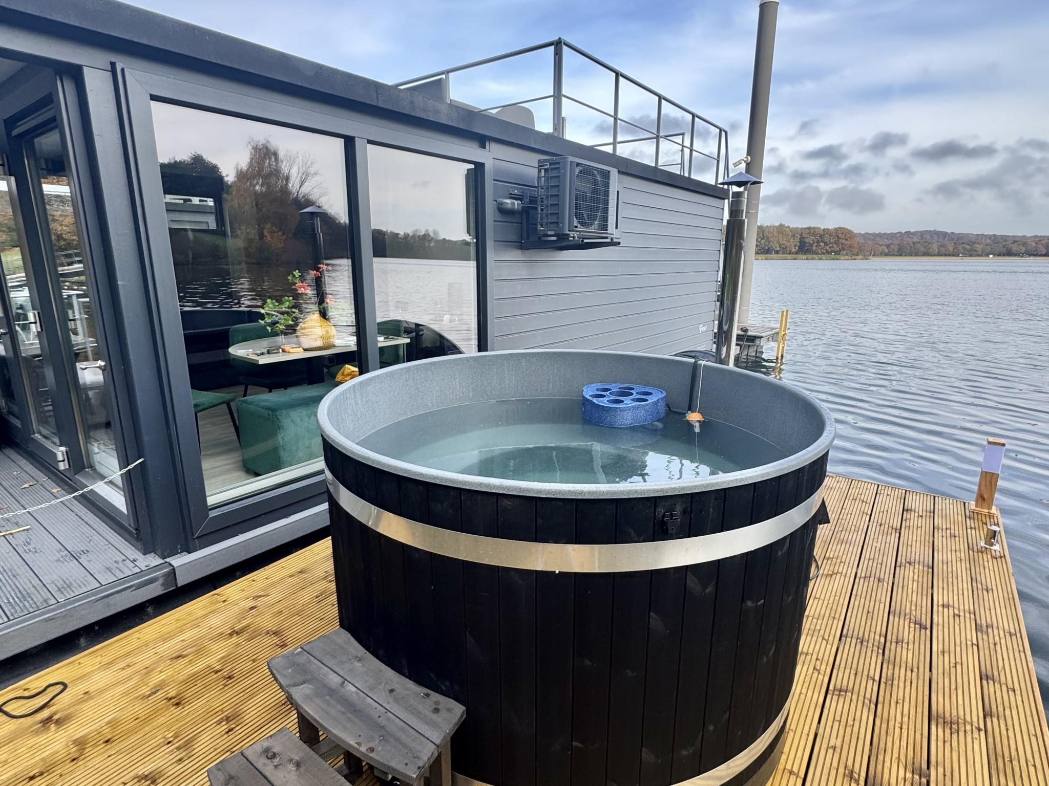 Living area at Floating in Limburg - rooftop hottub in Middelaar