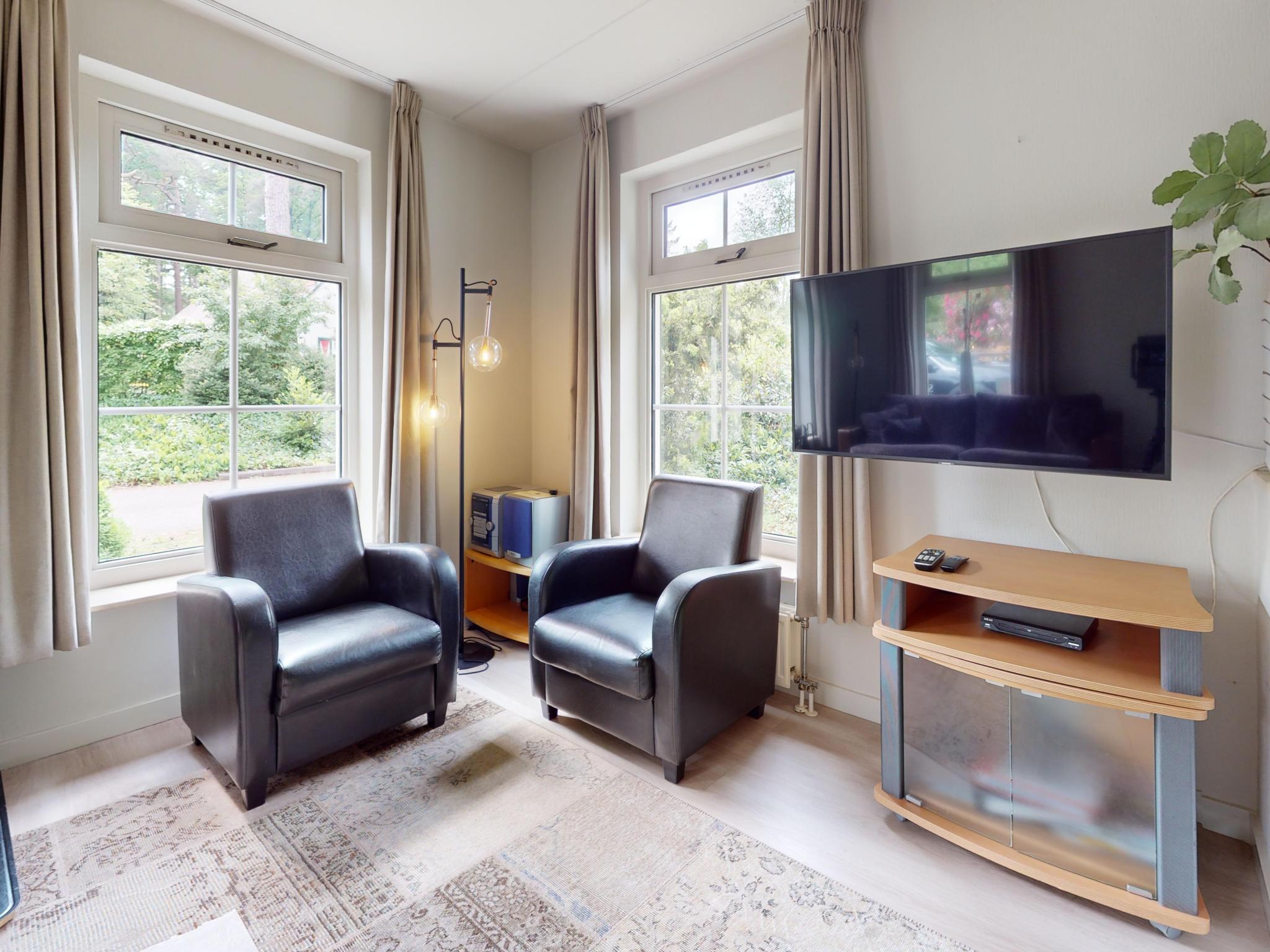 Outdoor terrace and views at Borre Bos in Diever