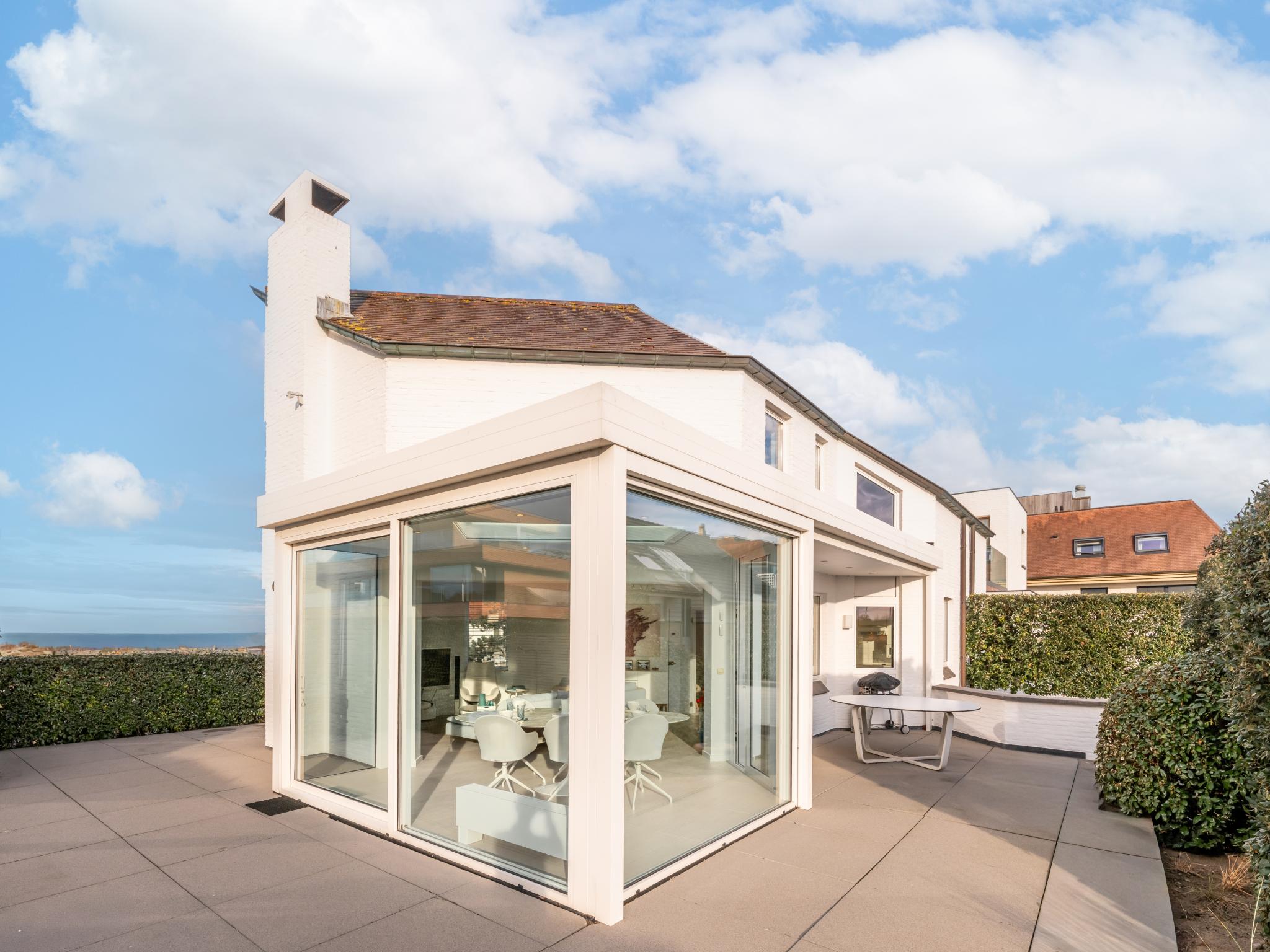 Outdoor terrace and views at La Perle in Oostduinkerke