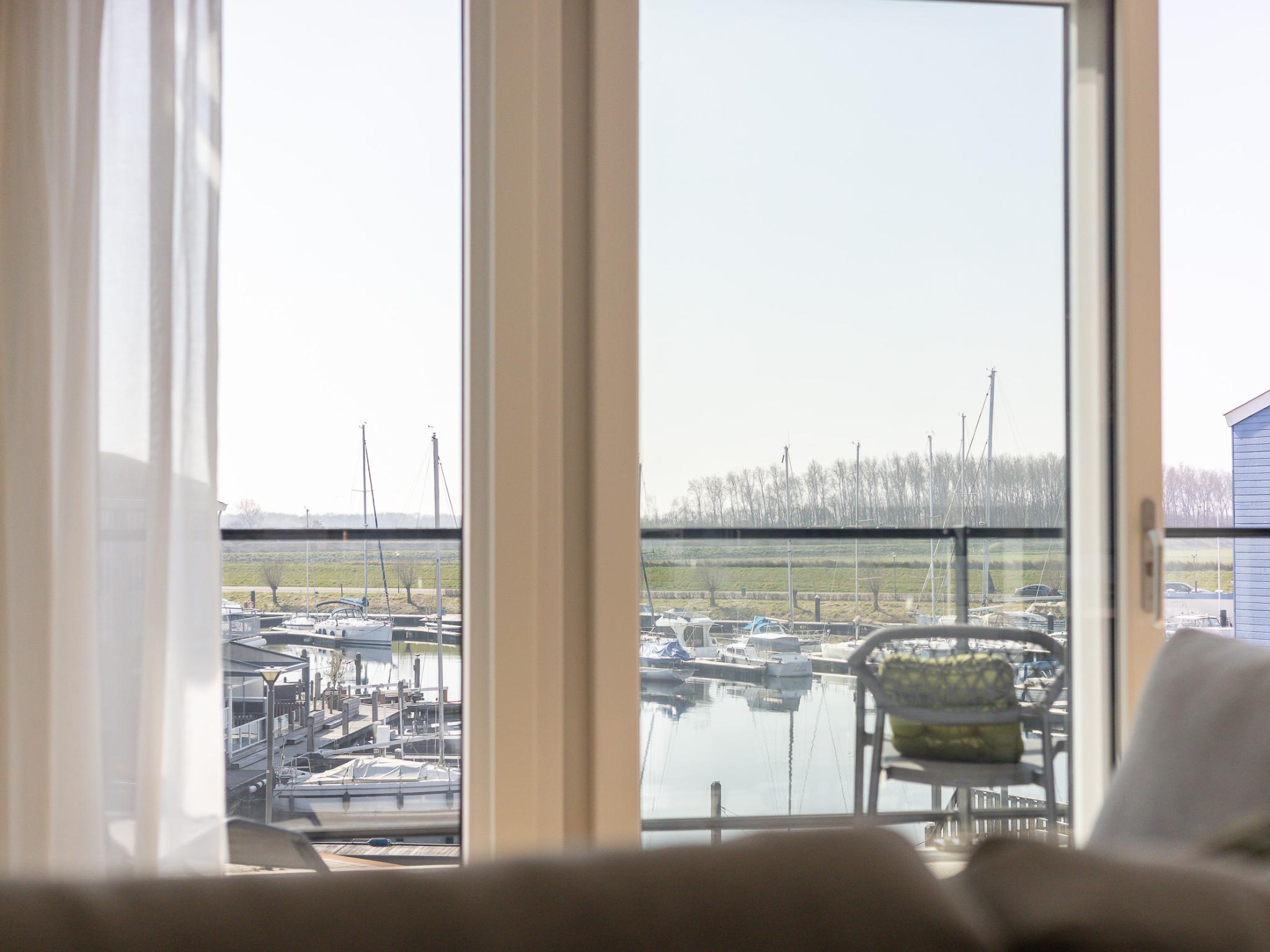 Modern kitchen at Panorama Appartement Kortgene in Kortgene
