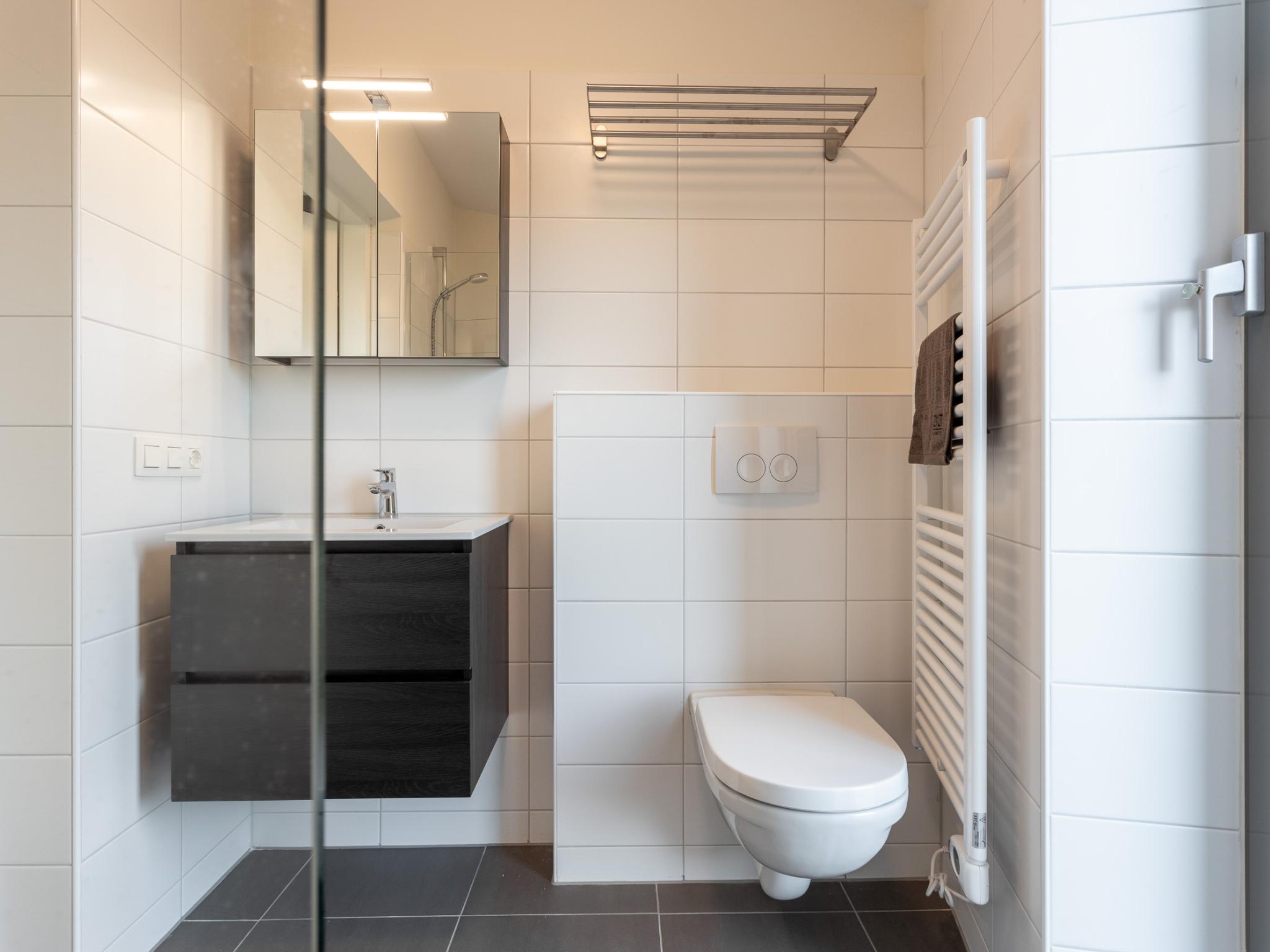 Outdoor terrace and views at Natuurhuis Veerdijk in Wissenkerke