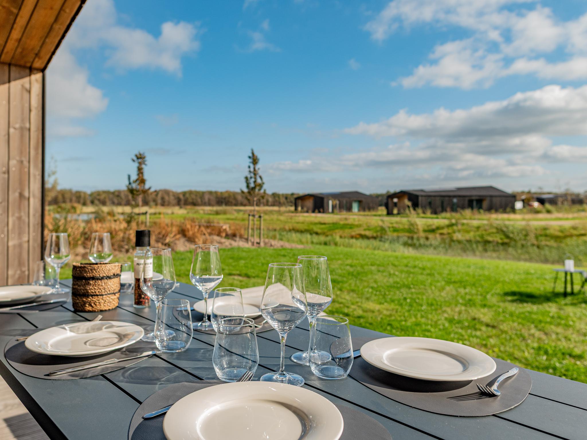 Bathroom facilities at Natuurhuis Dauwkant in Wissenkerke