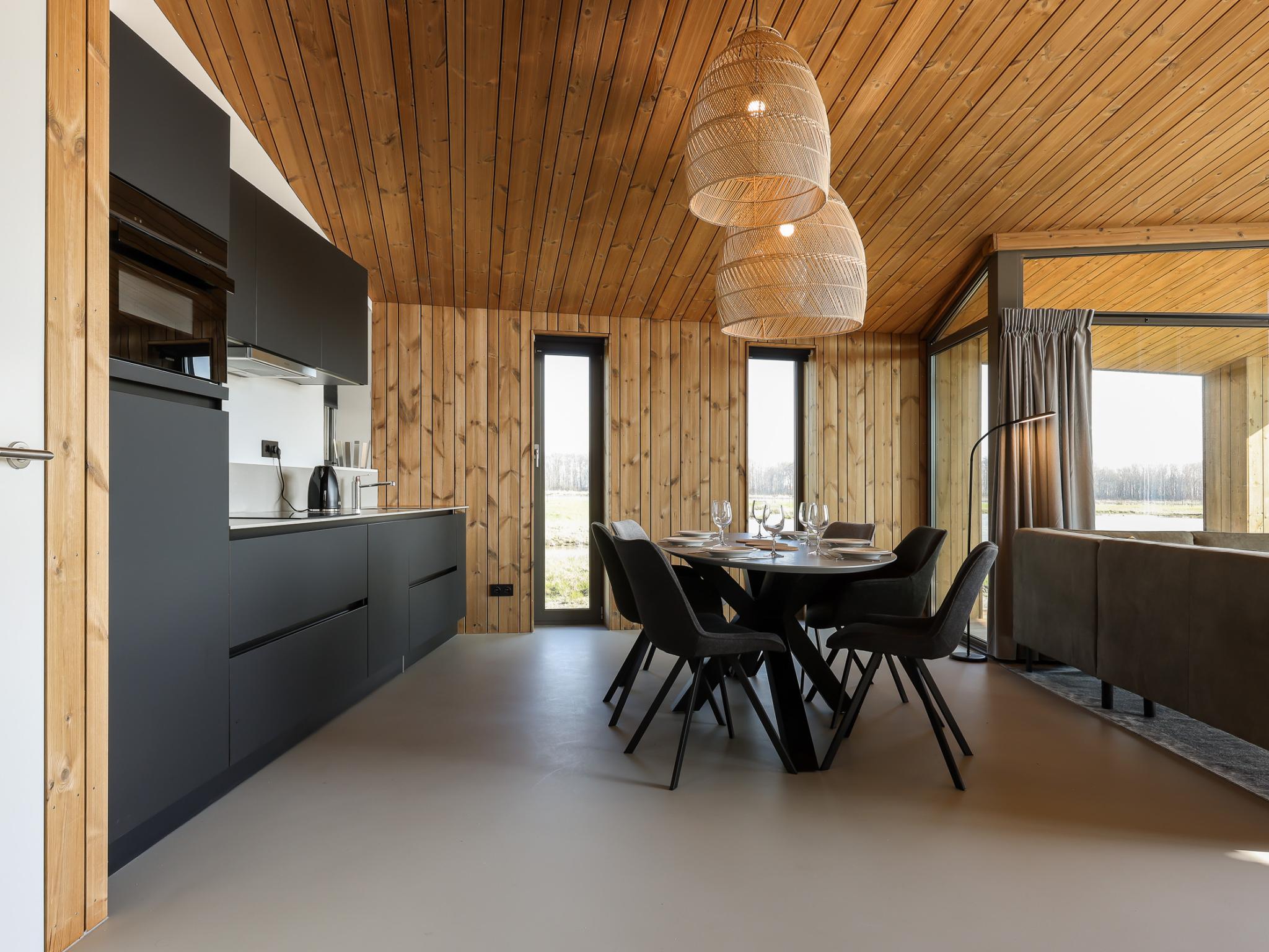 Modern kitchen at Natuurhuis Trekzicht in Wissenkerke