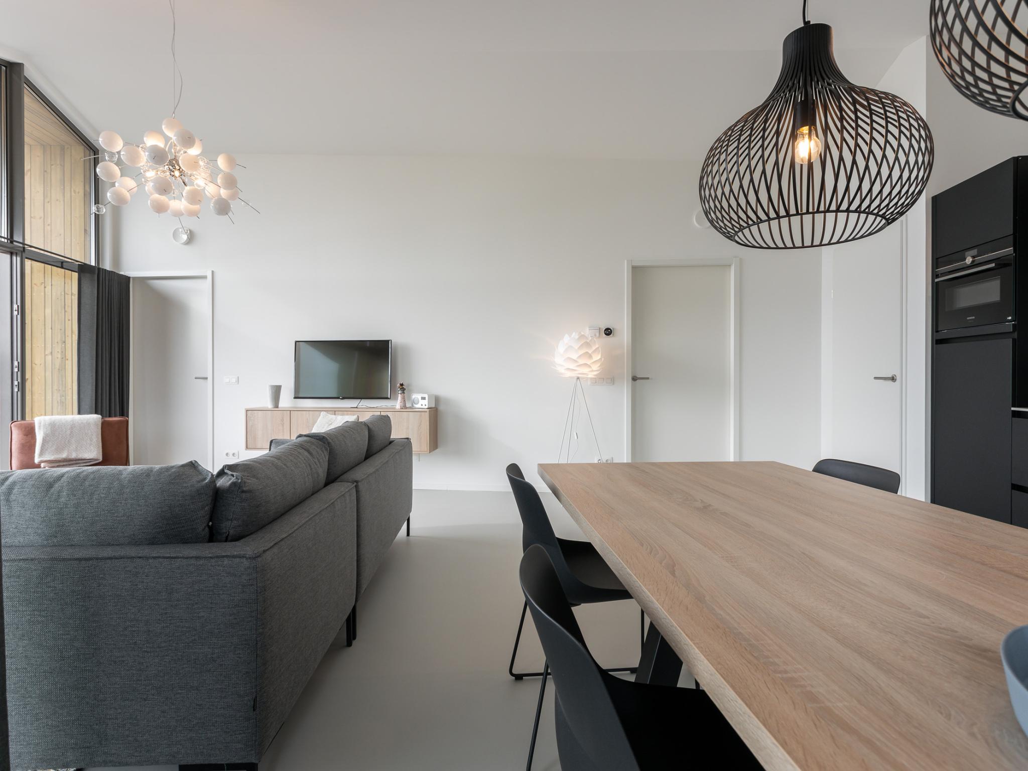 Bedroom with comfortable beds at Natuurhuis Rietveranda in Wissenkerke