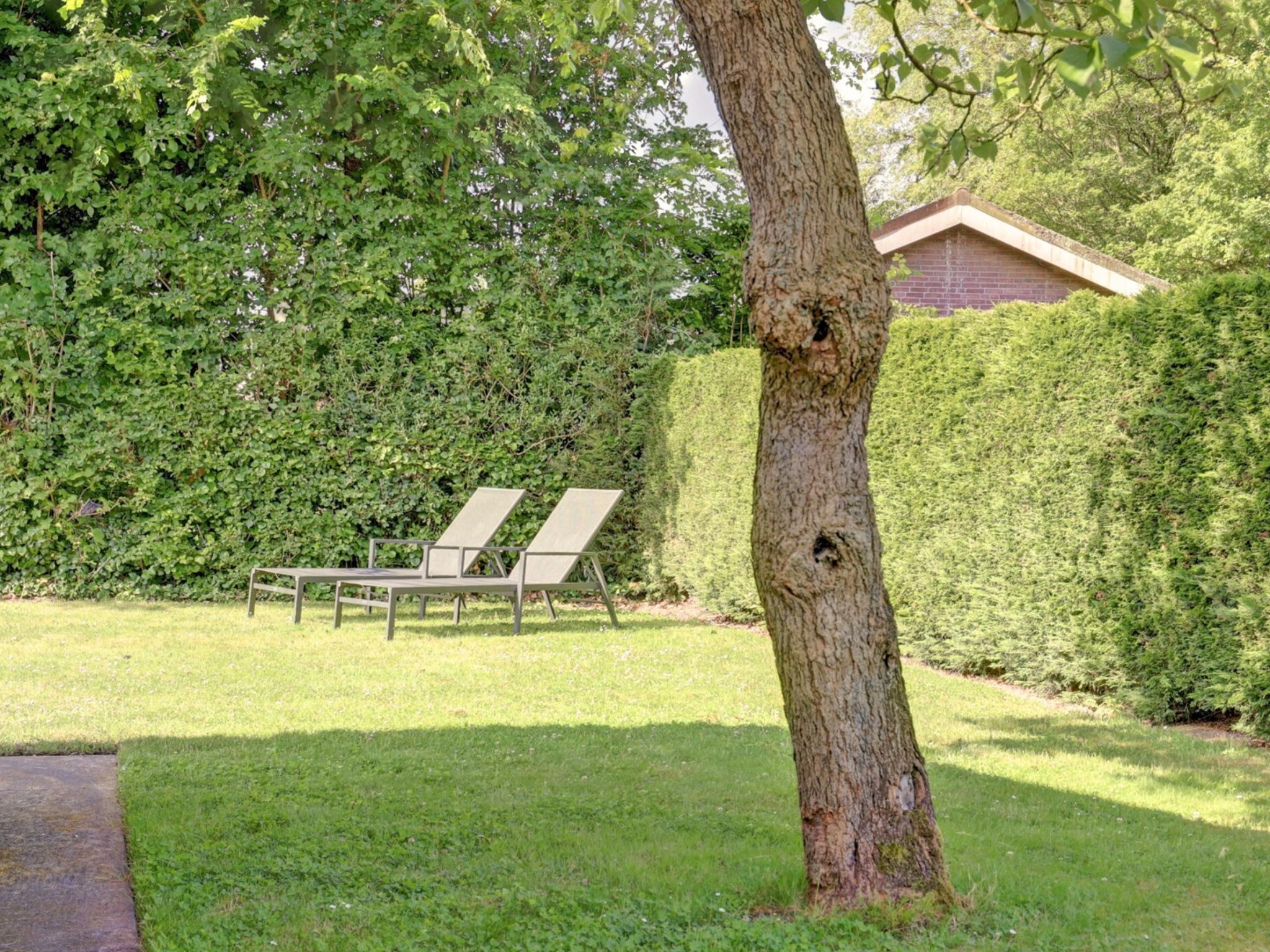 Bedroom with comfortable beds at Duin Rust sijsjeslaan 3 in Kamperland