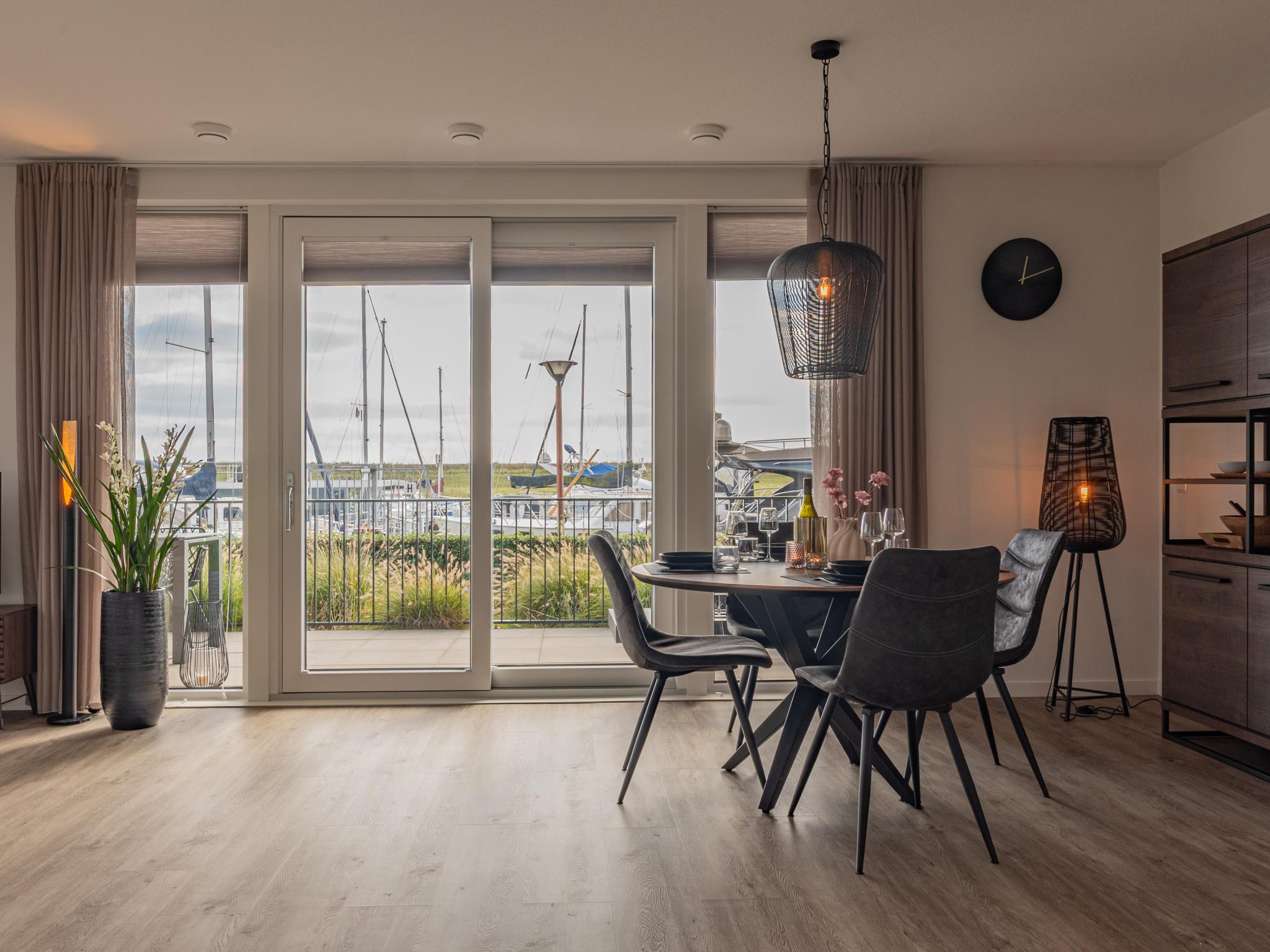 Bathroom facilities at Het Havenverblijf in Kamperland