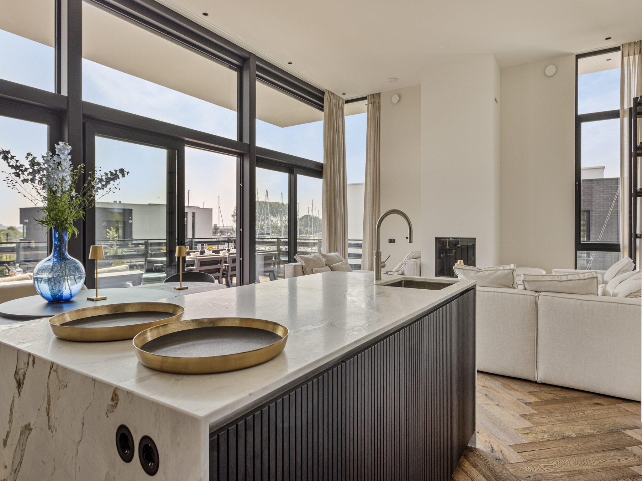 Outdoor terrace and views at Zilte Watervilla in Kamperland