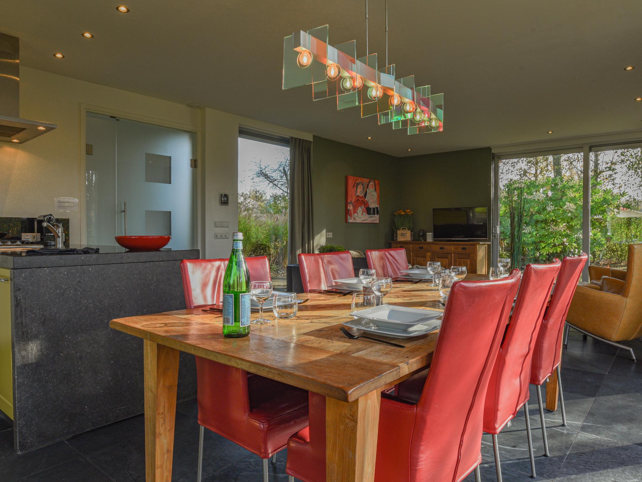 Modern kitchen at Zwaluw aan Zee in Kamperland