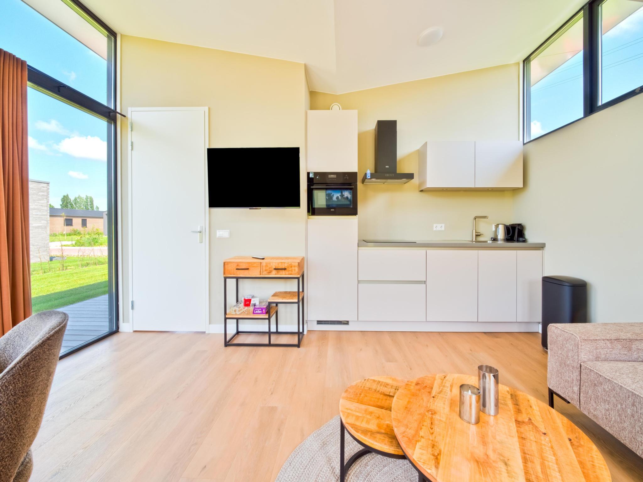 Modern kitchen at Leiden in Oud Ade