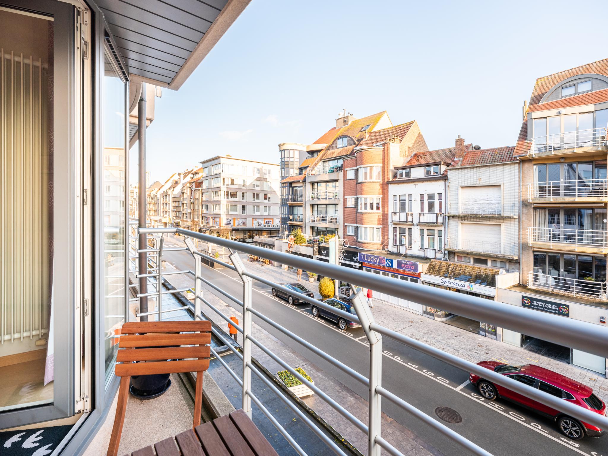Modern kitchen at Lysa tweede in Koksijde