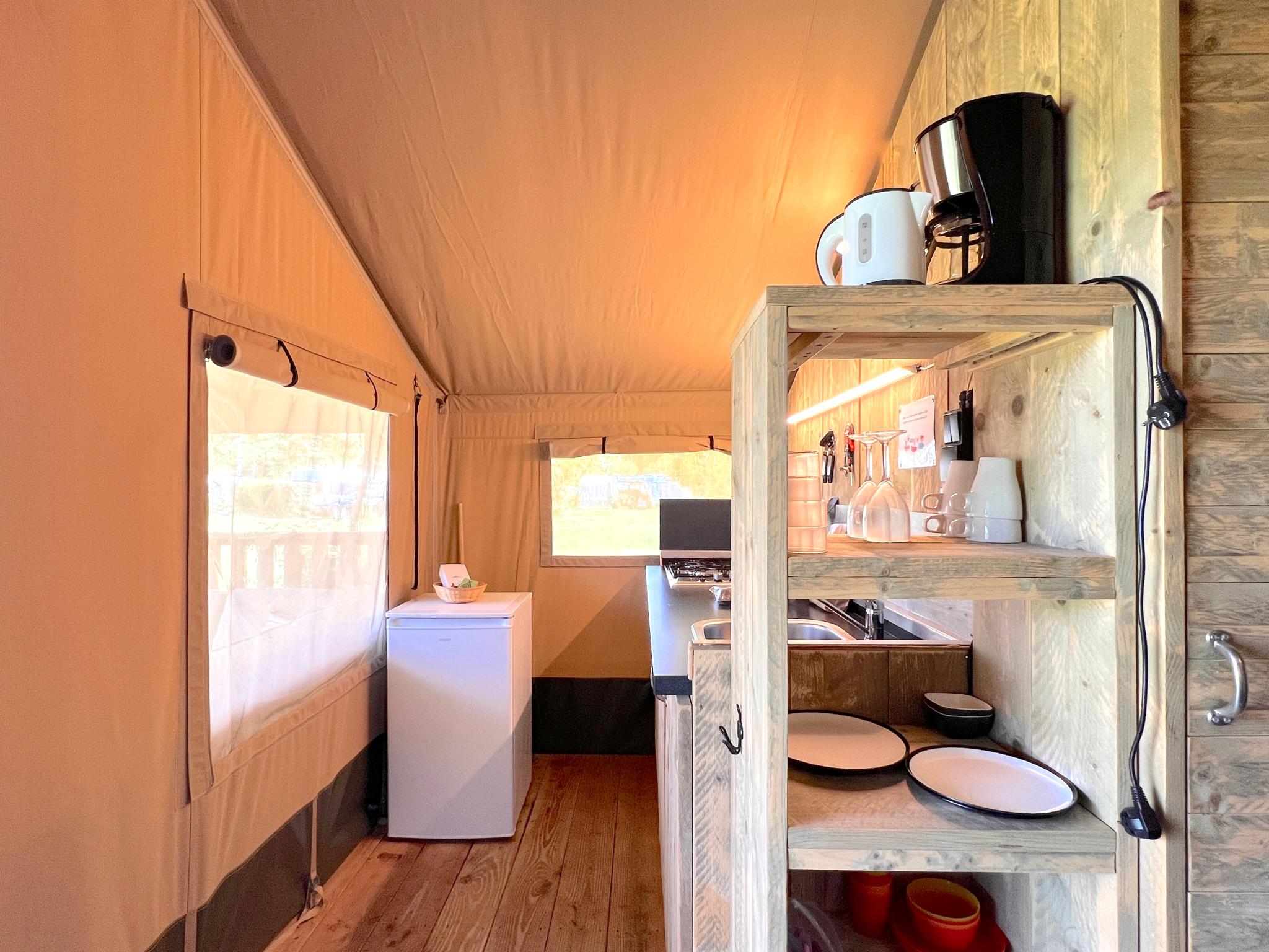 Outdoor terrace and views at De Hommel in Hulshorst