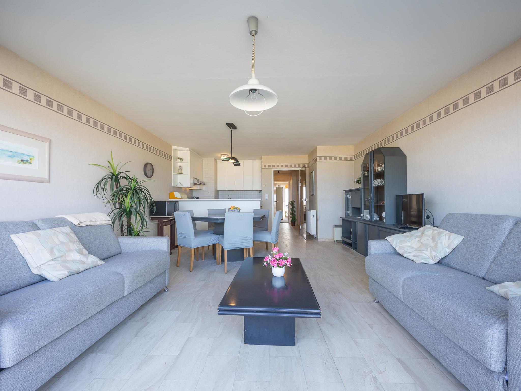 Living area at Espace II - 0102 + box 2 (Magnum) in Middelkerke