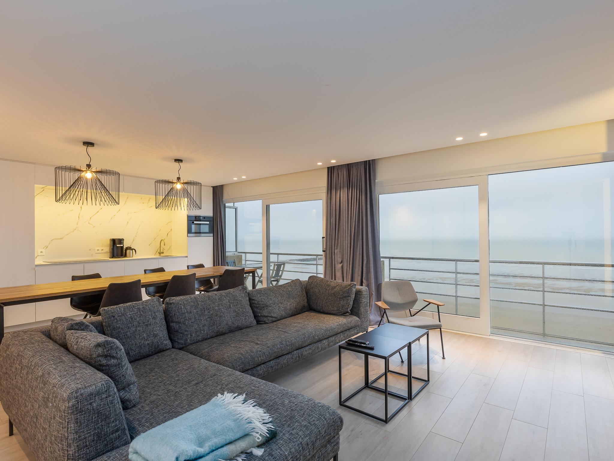 Sea View - 0509 + box 39 (Green Garden)