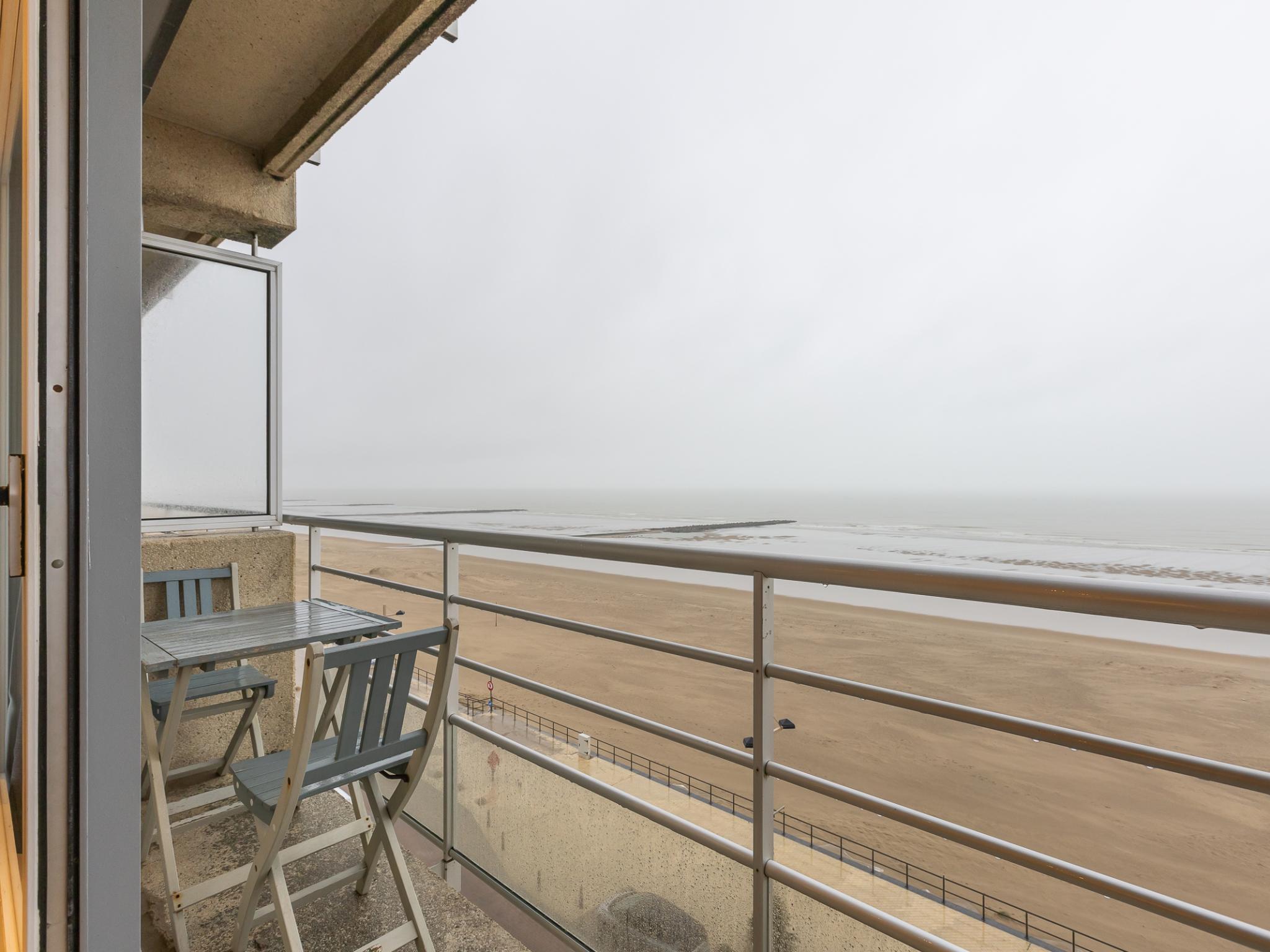 Bathroom facilities at Sea View - 0509 + box 39 (Green Garden) in Middelkerke