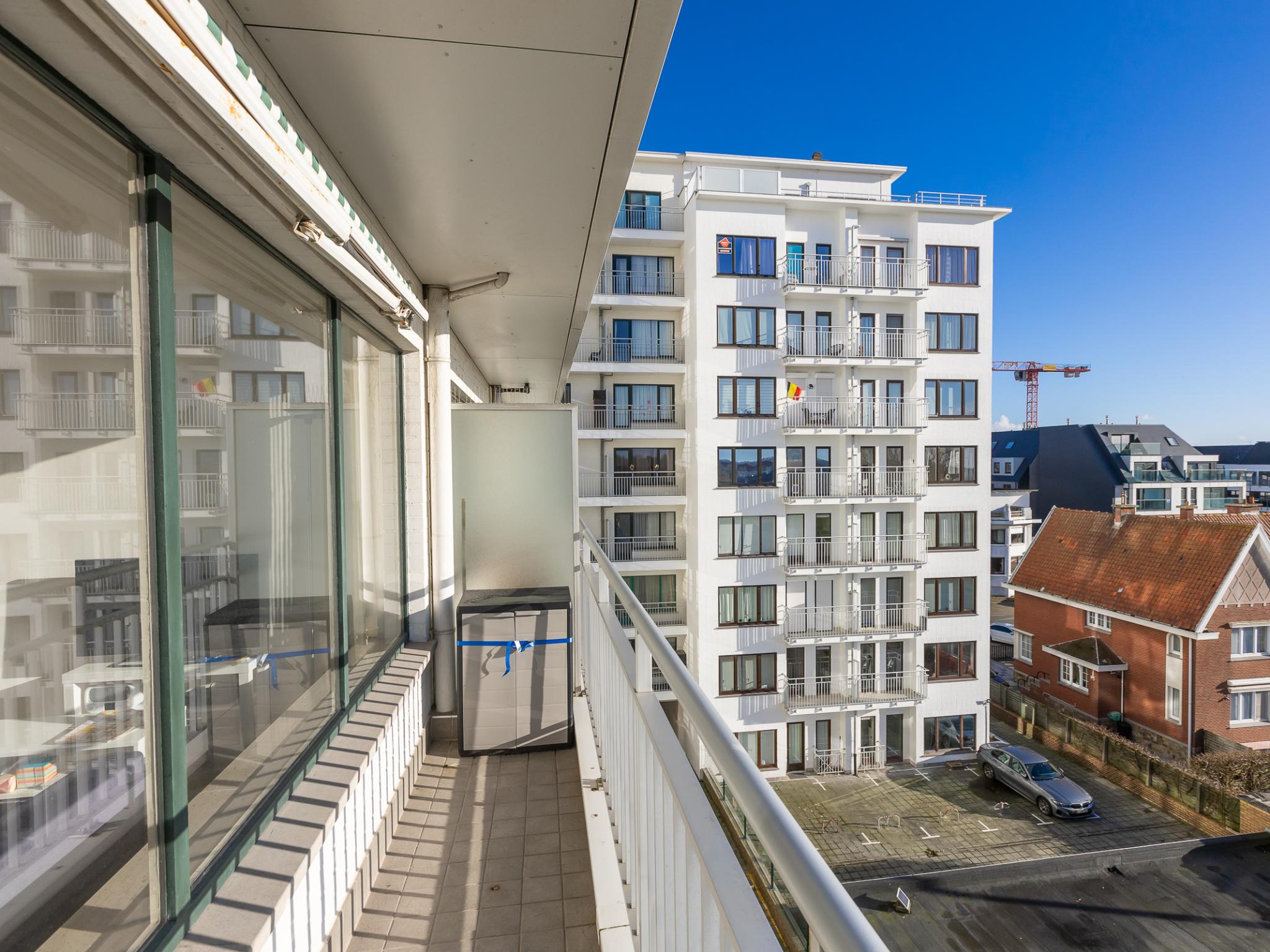 Bedroom with comfortable beds at Wimbledon C - 0403 in Middelkerke