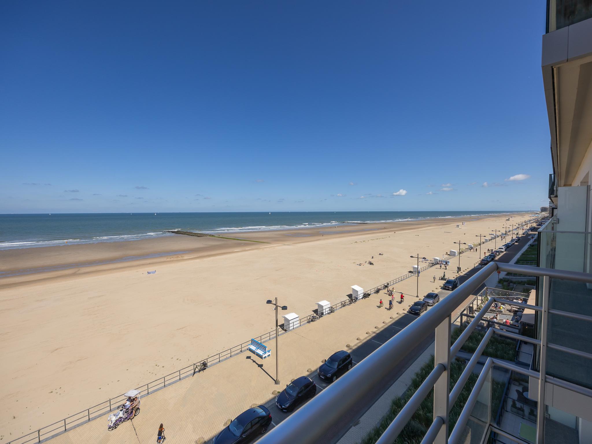 Bathroom facilities at Manager0 - 0511 + park. 33 in Middelkerke