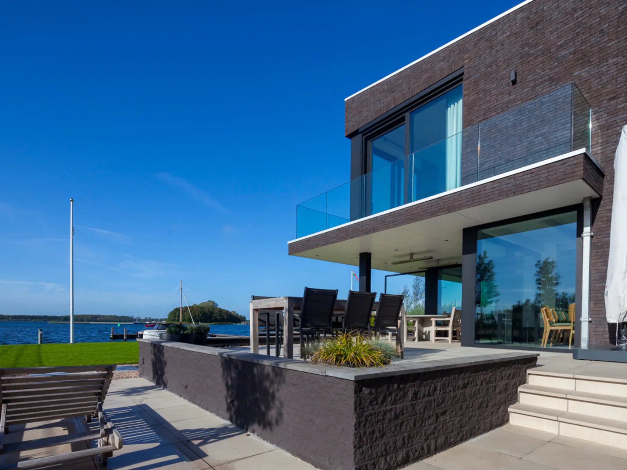 Outdoor terrace and views at Meergloed in Kamperland